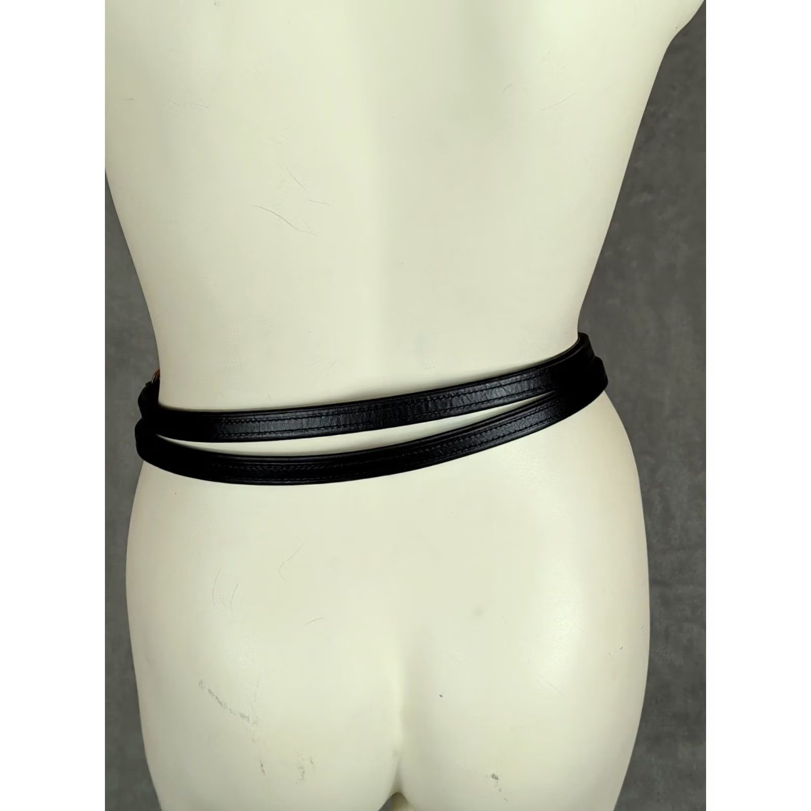 Vintage Noble Outfitters Women's Belt Black Leather O-Ring Waist Belt Small Regular Medium Buckle Silver Hardware Classic Equestrian Horse Size ONE SIZE - 4 Thumbnail