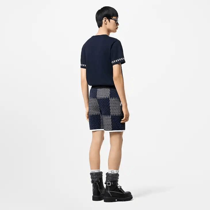 Louis Vuitton Signature Short-Sleeved Crewneck Size US M / EU 48-50 / 2 - 4 Thumbnail