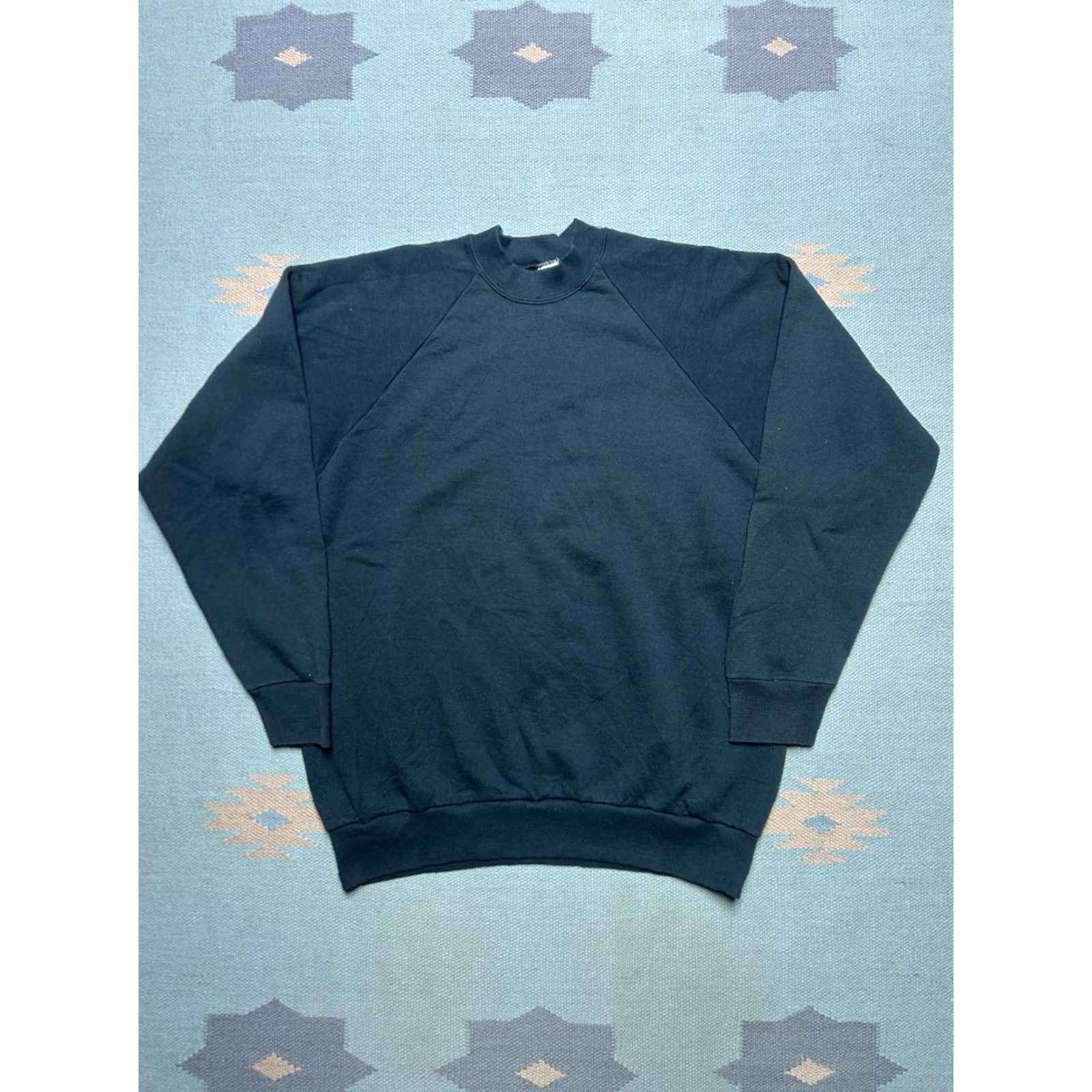 Fruit Of The Loom VINTAGE 90s Fruit of the Loom Sweatshirt Pullover Crewneck Black Adult XL Men Size US XL / EU 56 / 4 - 2 Thumbnail