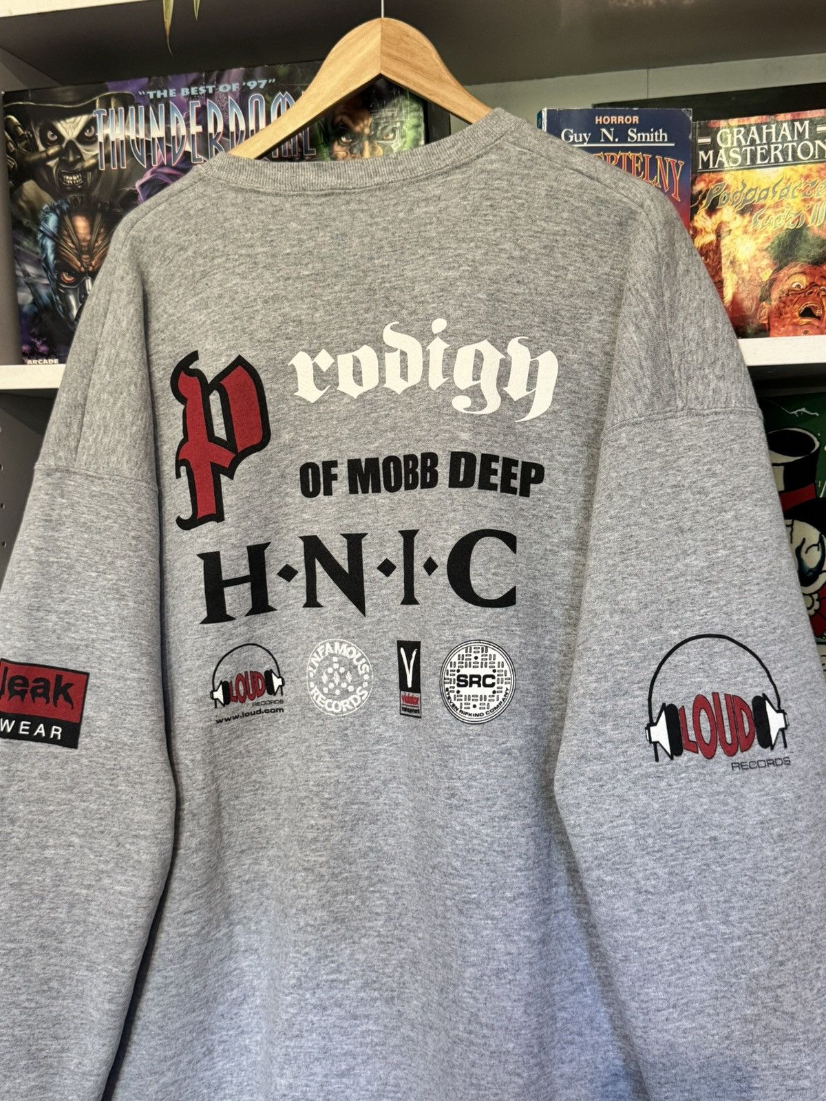 Rap Tees Vintage 2000 Mobb Deep Prodigy H.N.I.C Rap Band Sweatshirt Size US XXL / EU 58 / 5 - 4 Thumbnail