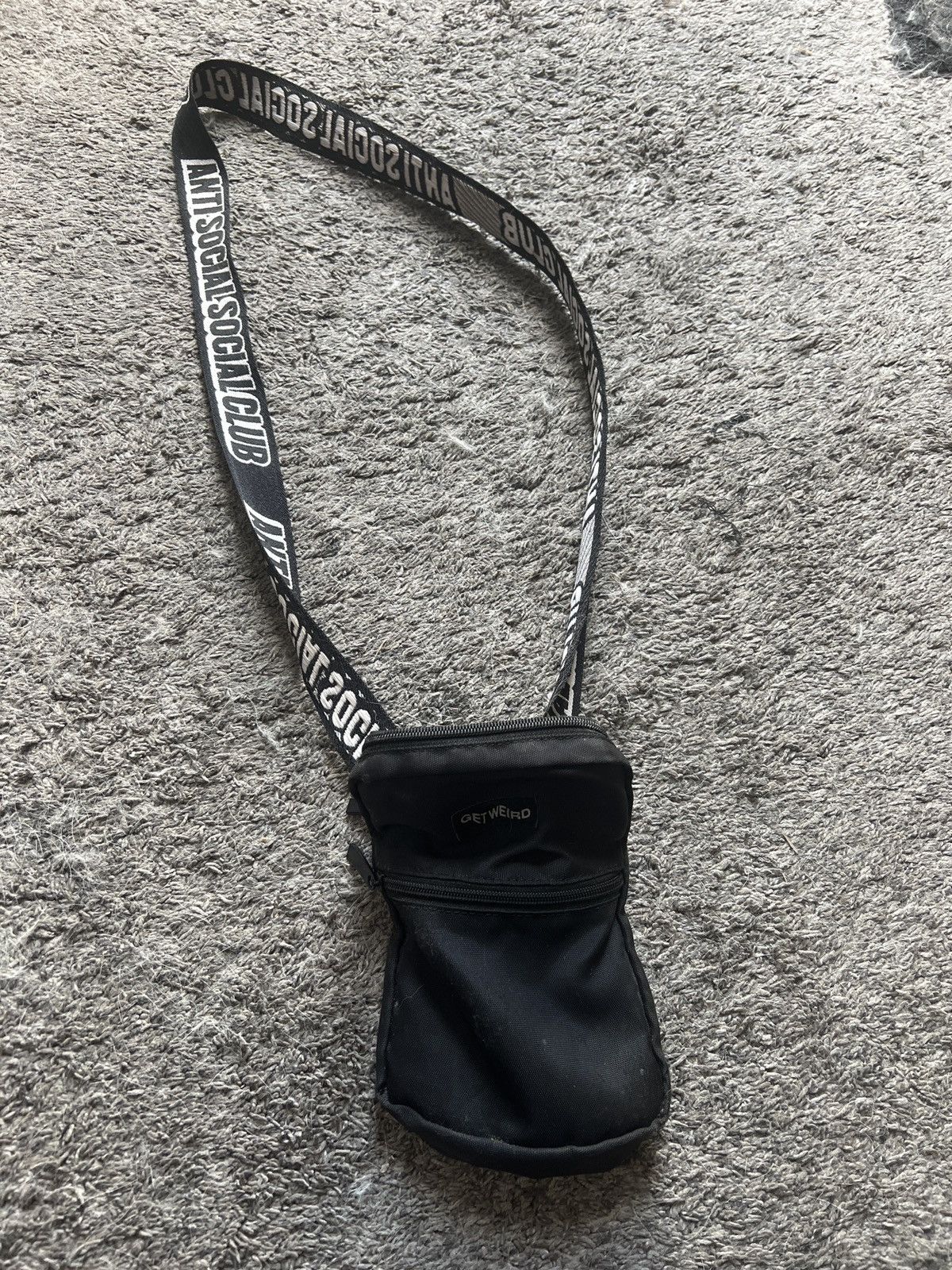 Anti Social Social Club Anti Social Social Club Get Weird Shoulder Bag Size ONE SIZE - 1 Thumbnail