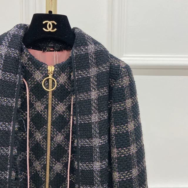 Gucci Gucci Black and pink braided coat Size XS / US 0-2 / IT 36-38 - 4 Thumbnail