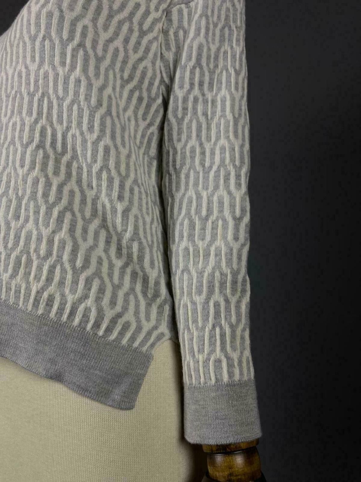 Designer Ladies Allude Grey V-Neck Wool Long Sleeve Sweater Size M Size M / US 6-8 / IT 42-44 - 5 Thumbnail