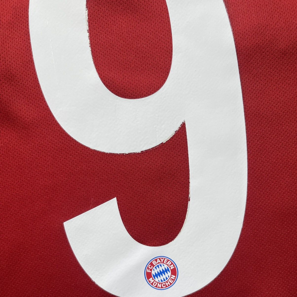 Vintage BAYERN ADIDAS 2020/2021 FOOTBALL HOME JERSEY #9 LEWANDOWSKI Size US M / EU 48-50 / 2 - 11 Thumbnail