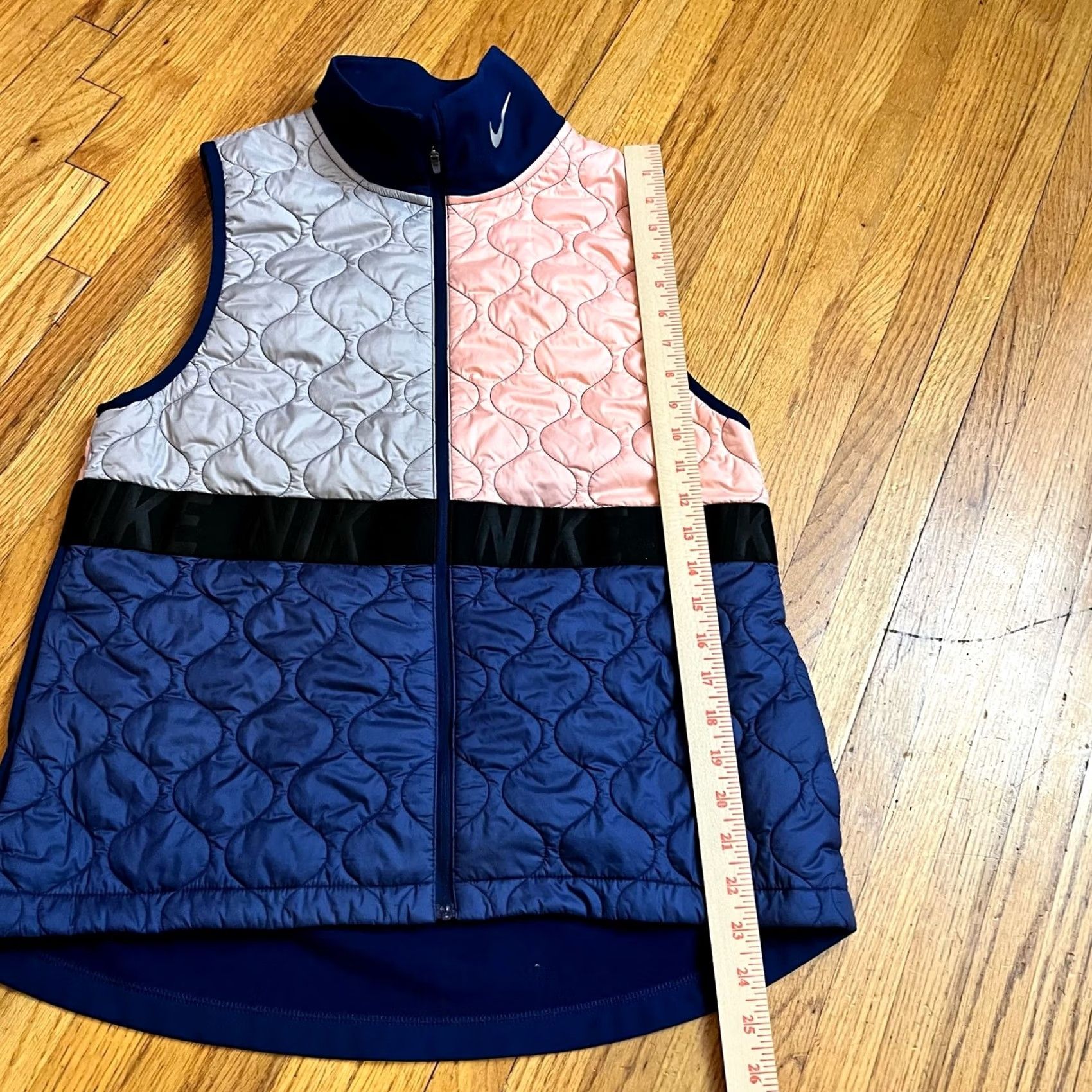 Nike Nike Vest Womens Medium AeroLayer Blue Pink Colorblock Insulated Full Zip Running Vest Womens M Blue Pink AeroLayer Colorblock Puffer Jacket Nike Size M / US 6-8 / IT 42-44 - 8 Thumbnail