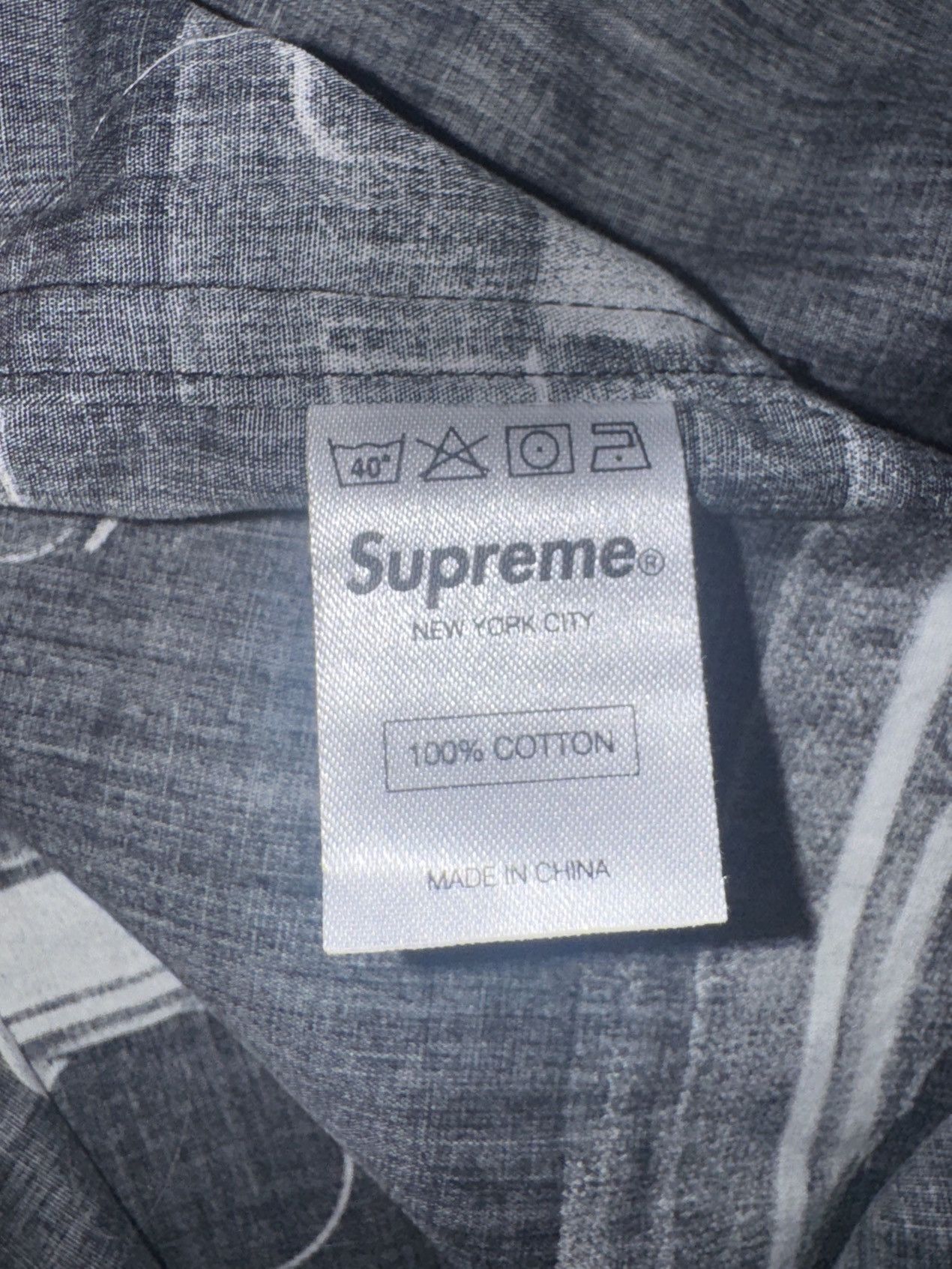 Supreme Supreme Guns Button Up Size US XL / EU 56 / 4 - 4 Thumbnail