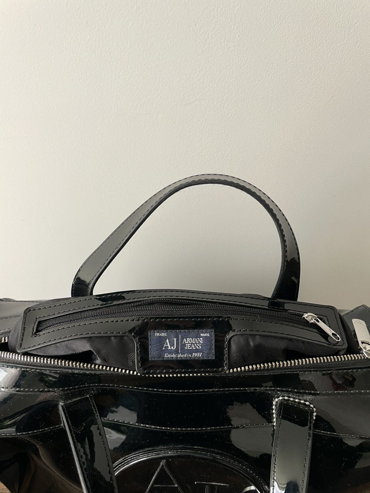 Armani Vintage AJ Armani Jeans 00’s Black Patent Leather Hand Bag Size ONE SIZE - 7 Thumbnail