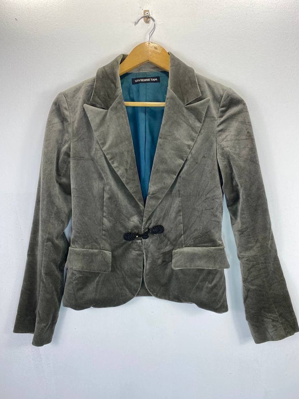 Japanese Brand × Vivienne Tam vivienne tam velvet jacket very nice design Size S / US 4 / IT 40 - 1 Thumbnail