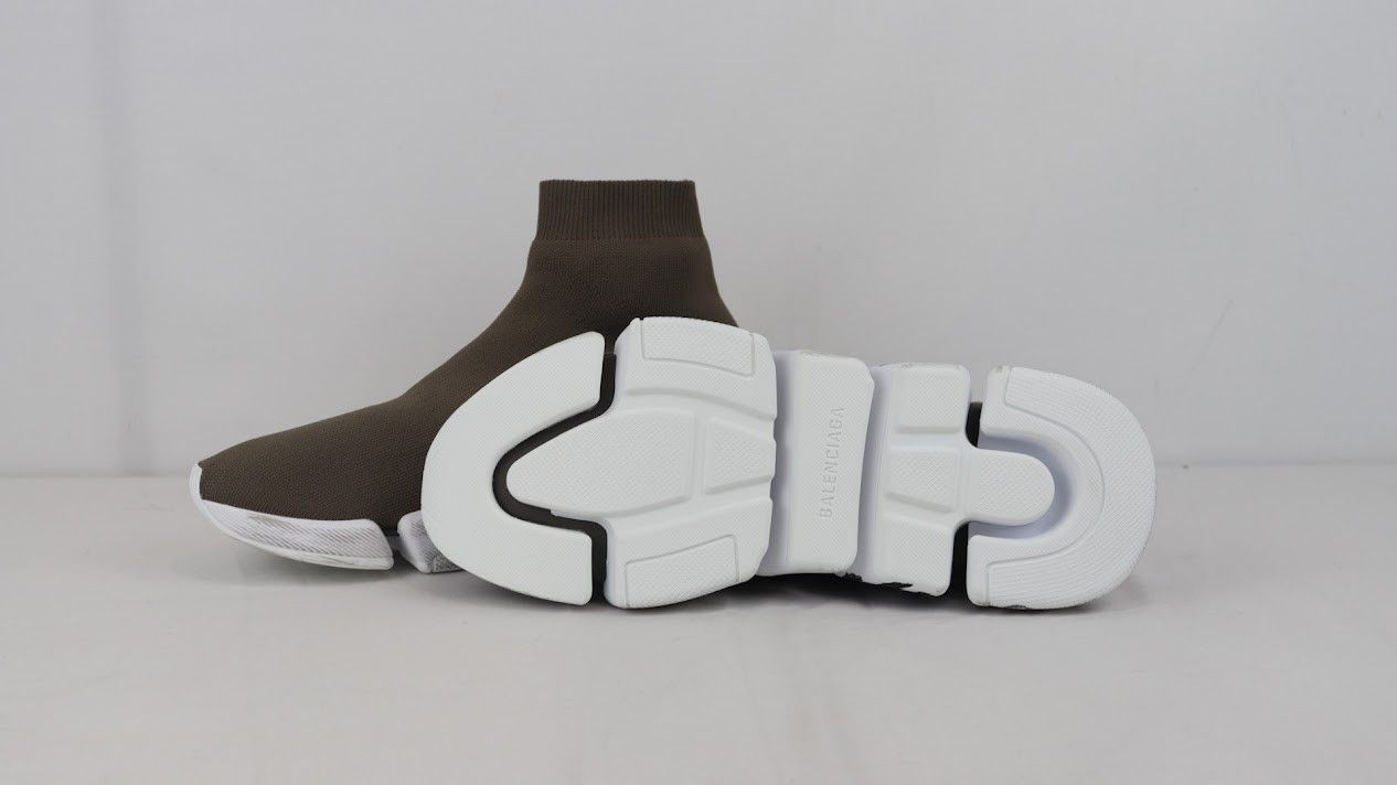 Balenciaga o1rshd1 Speed 2.0 LT Rec Knit Graffiti Sole in Taupe Size US 9 / EU 42 - 8 Thumbnail