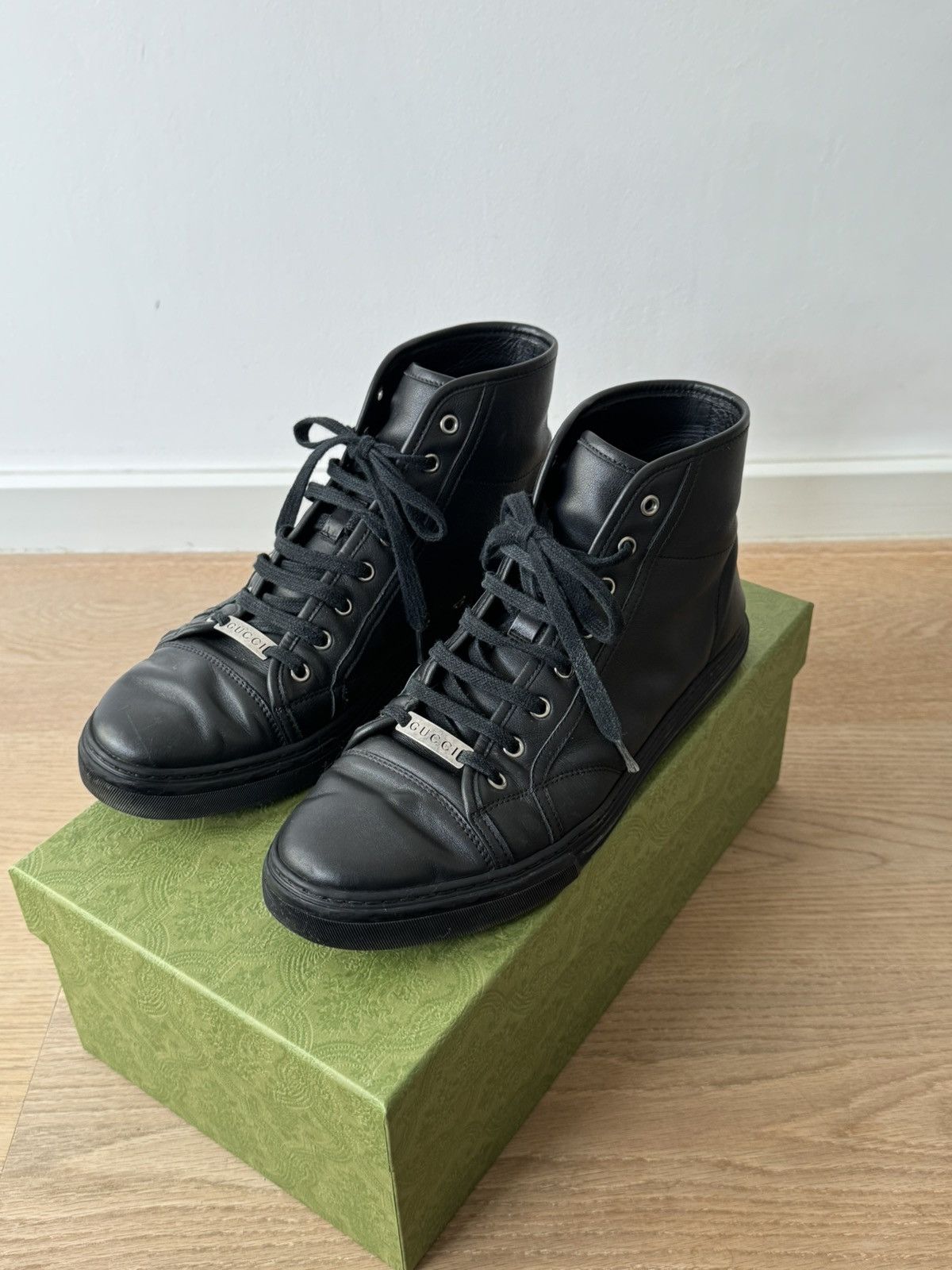 Gucci Gucci Authentic Black Leather Sneakers High Top Size US 9.5 / EU 42-43 - 1 Thumbnail