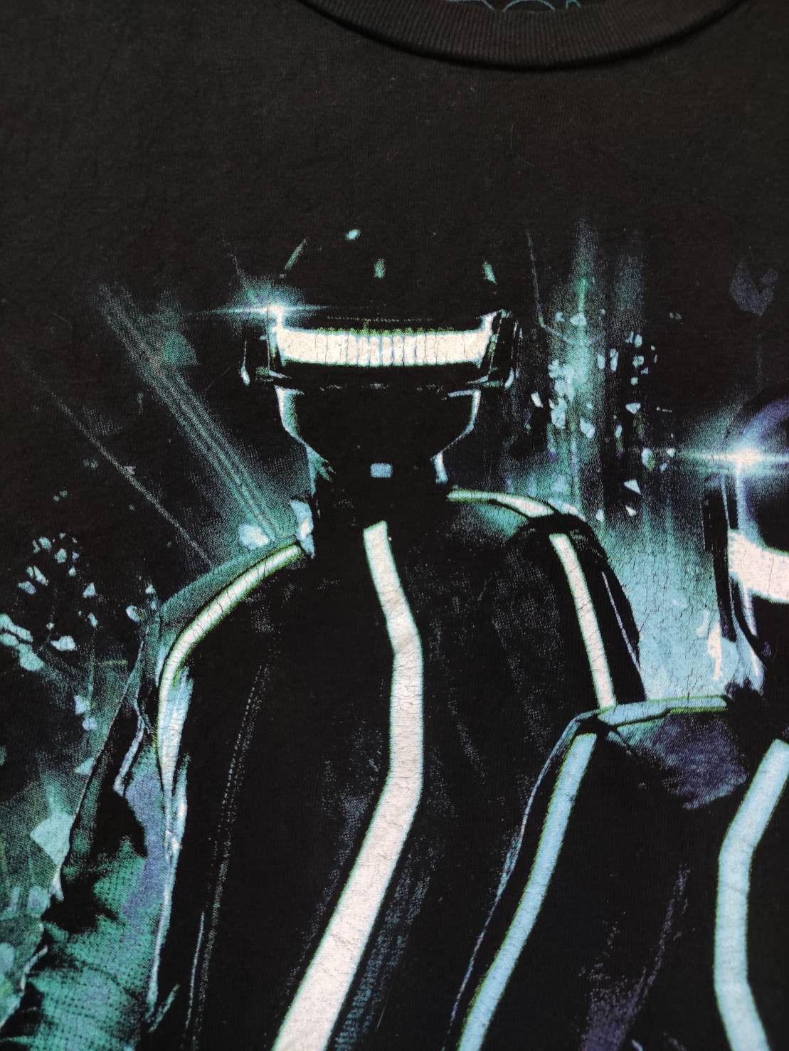 Band Tees Daft Punk x Disney " Tron Legacy " Movie Promo T-Shirt Size US M / EU 48-50 / 2 - 5 Thumbnail