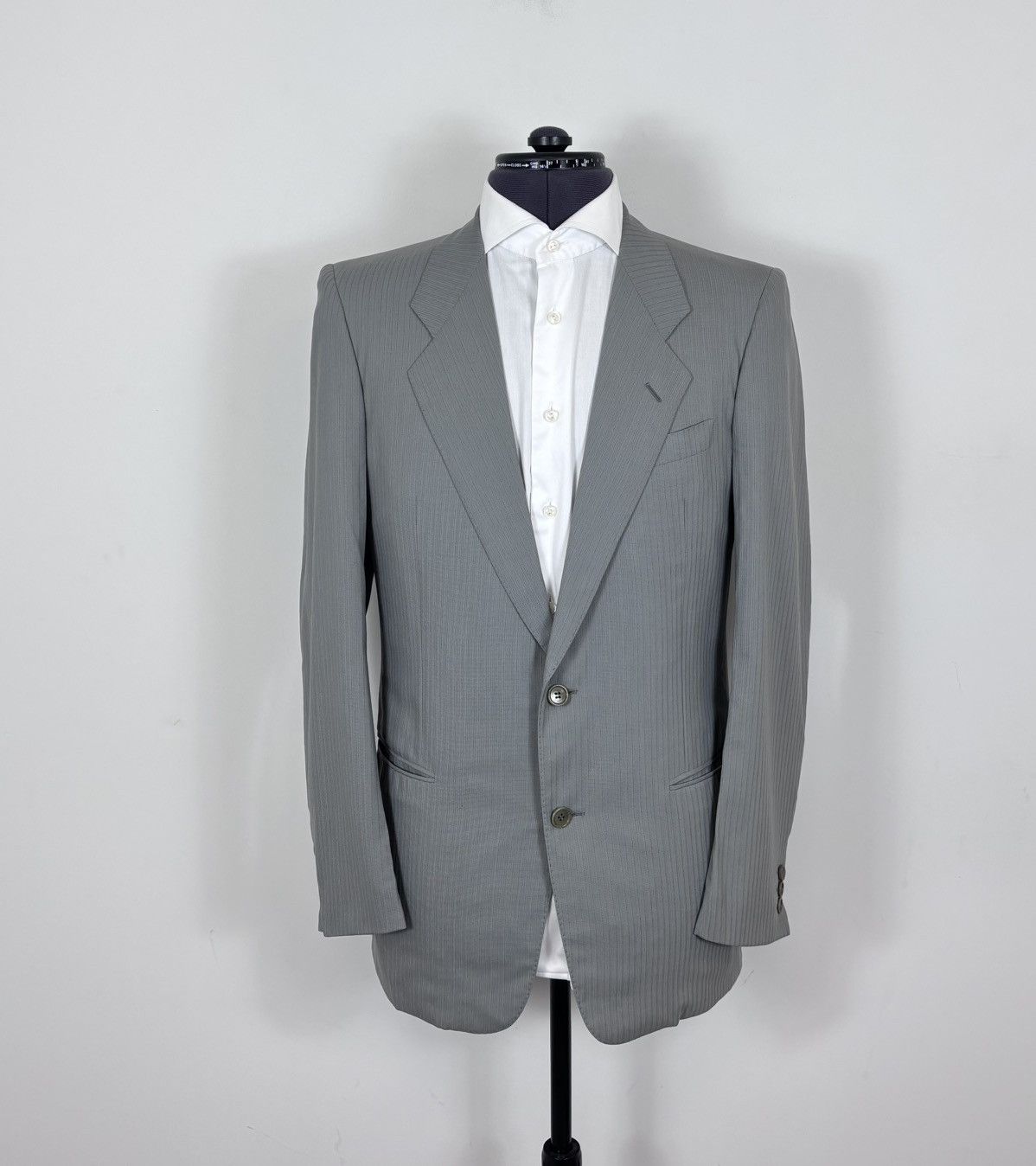 Corneliani Corneliani Men’s Vintage 2-Piece Grey Pinstripe Wool Suit Size 38R - 2 Thumbnail