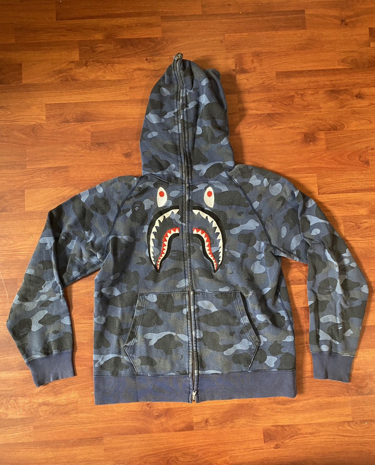 Bape Blue Camo Embroidered Shark Hoodie XL Flawed
