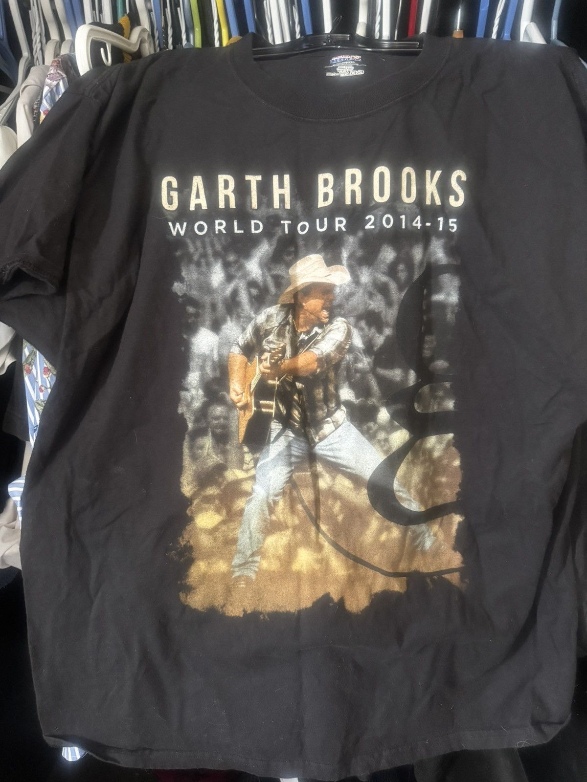 Band Tees × Vintage Garth Brooks 2014-2015 Tour Shirt Size US XL / EU 56 / 4 - 1 Thumbnail