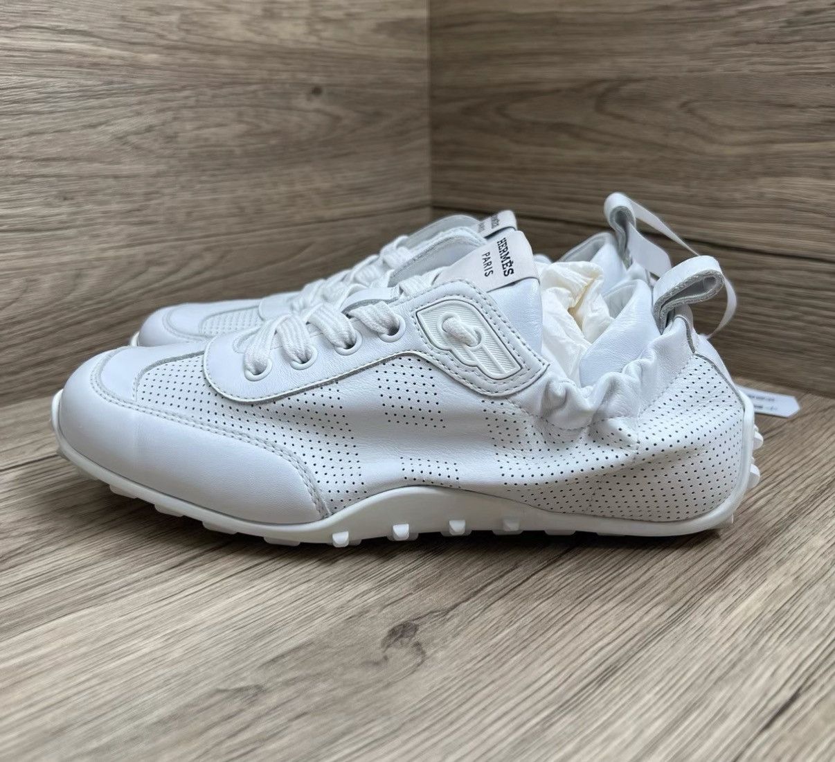 Hermes Hermès In White Leather Trainer Sneakers J41 Size US 4.5 / IT 34.5 - 1 Thumbnail