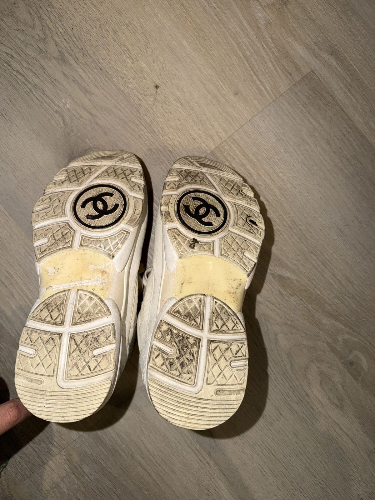 Chanel Chanel Runner Suede Calfskin Fabric CC Sneakers Size US 6.5 / IT 36.5 - 4 Thumbnail