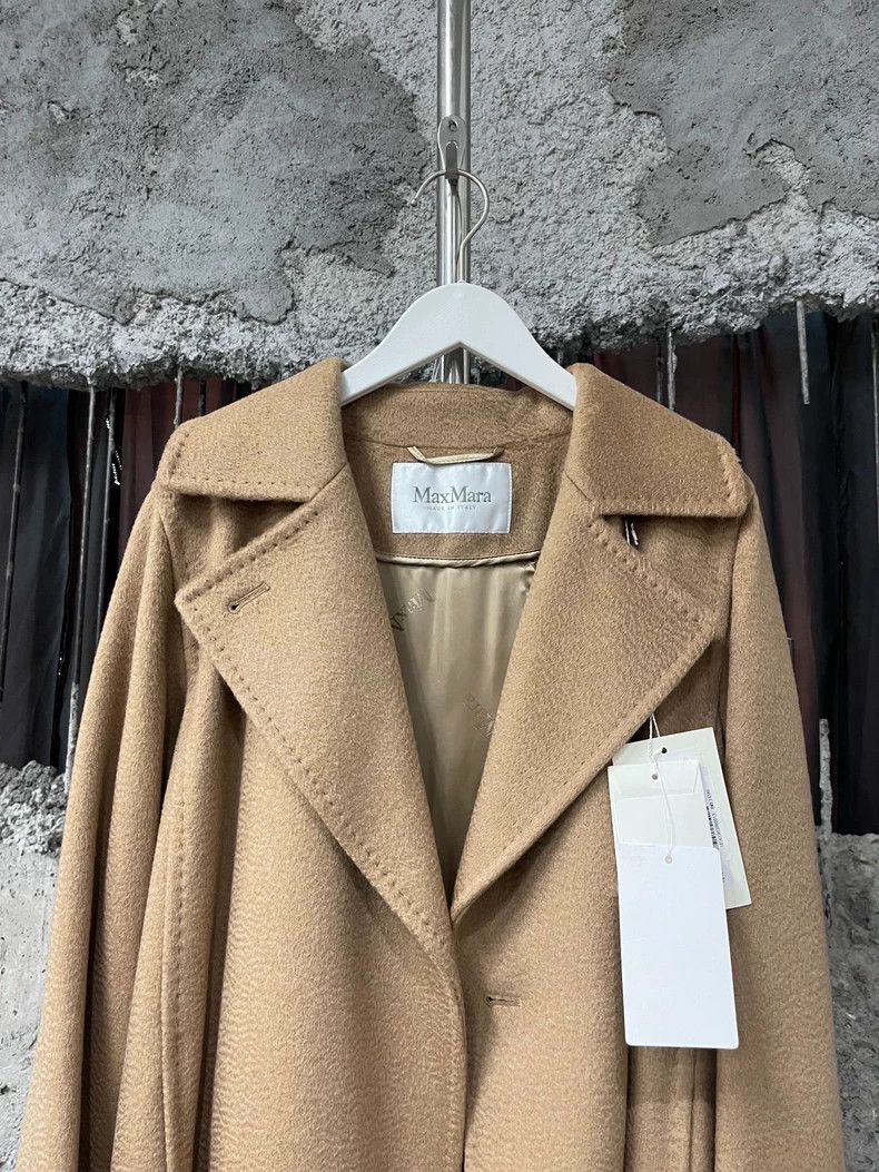 Max Mara Max Mara coat Size M / US 6-8 / IT 42-44 - 3 Thumbnail