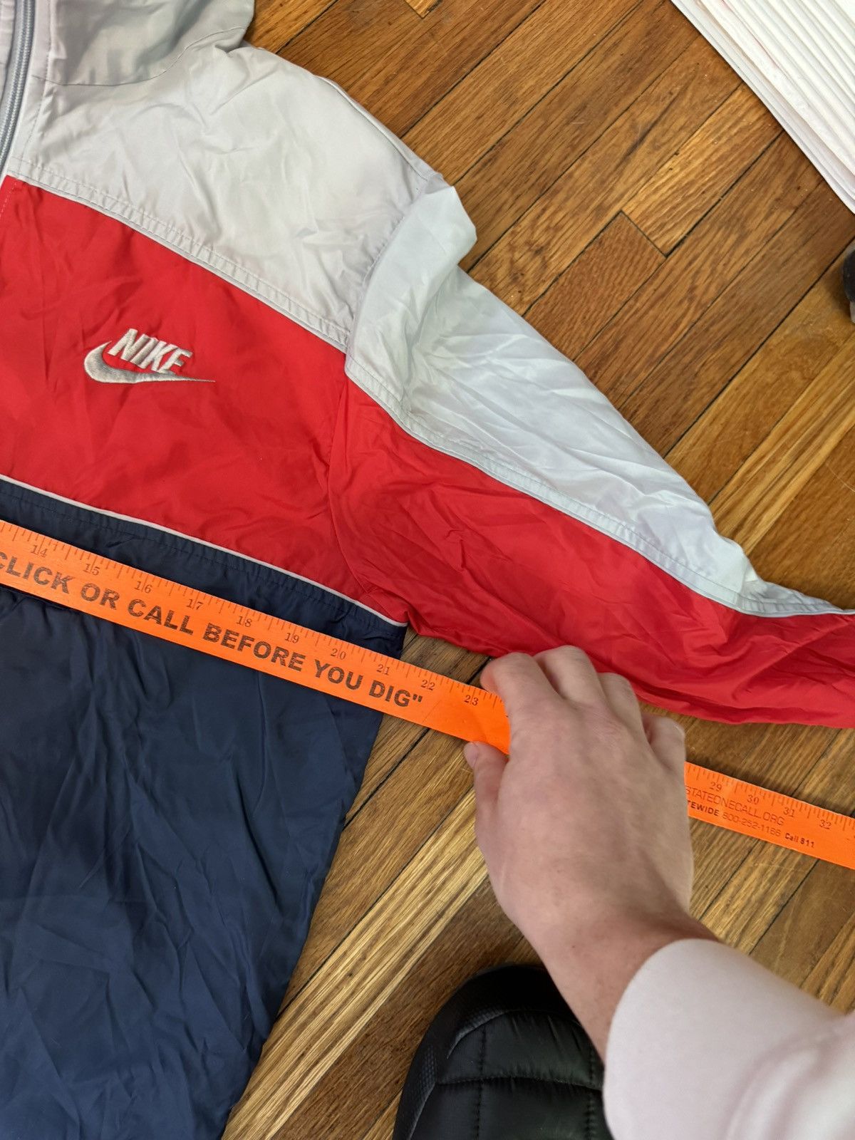 Nike × Vintage Vintage 1980s Nike Windbreaker Size US S / EU 44-46 / 1 - 10 Thumbnail