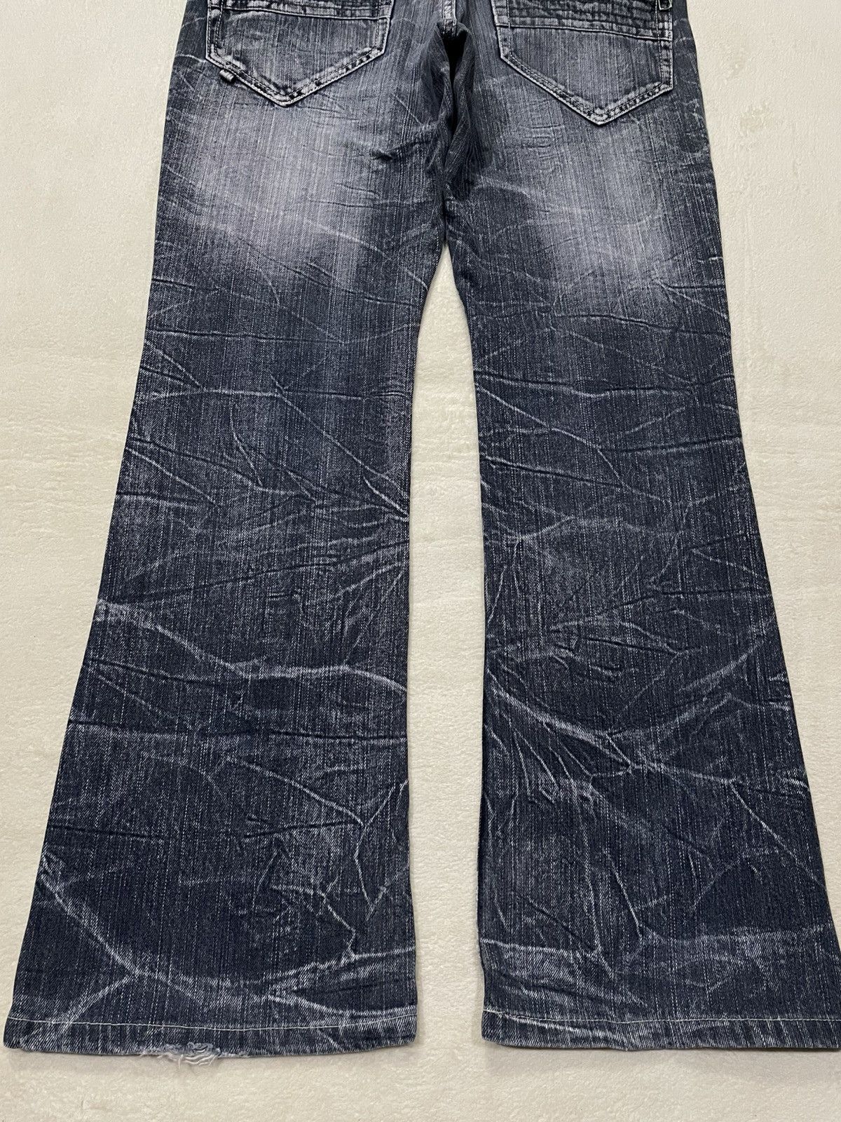 Japanese Brand Vintage Sally Dog Boot Cut Distress Mudwash Denim Jeans Size US 33 - 14 Thumbnail