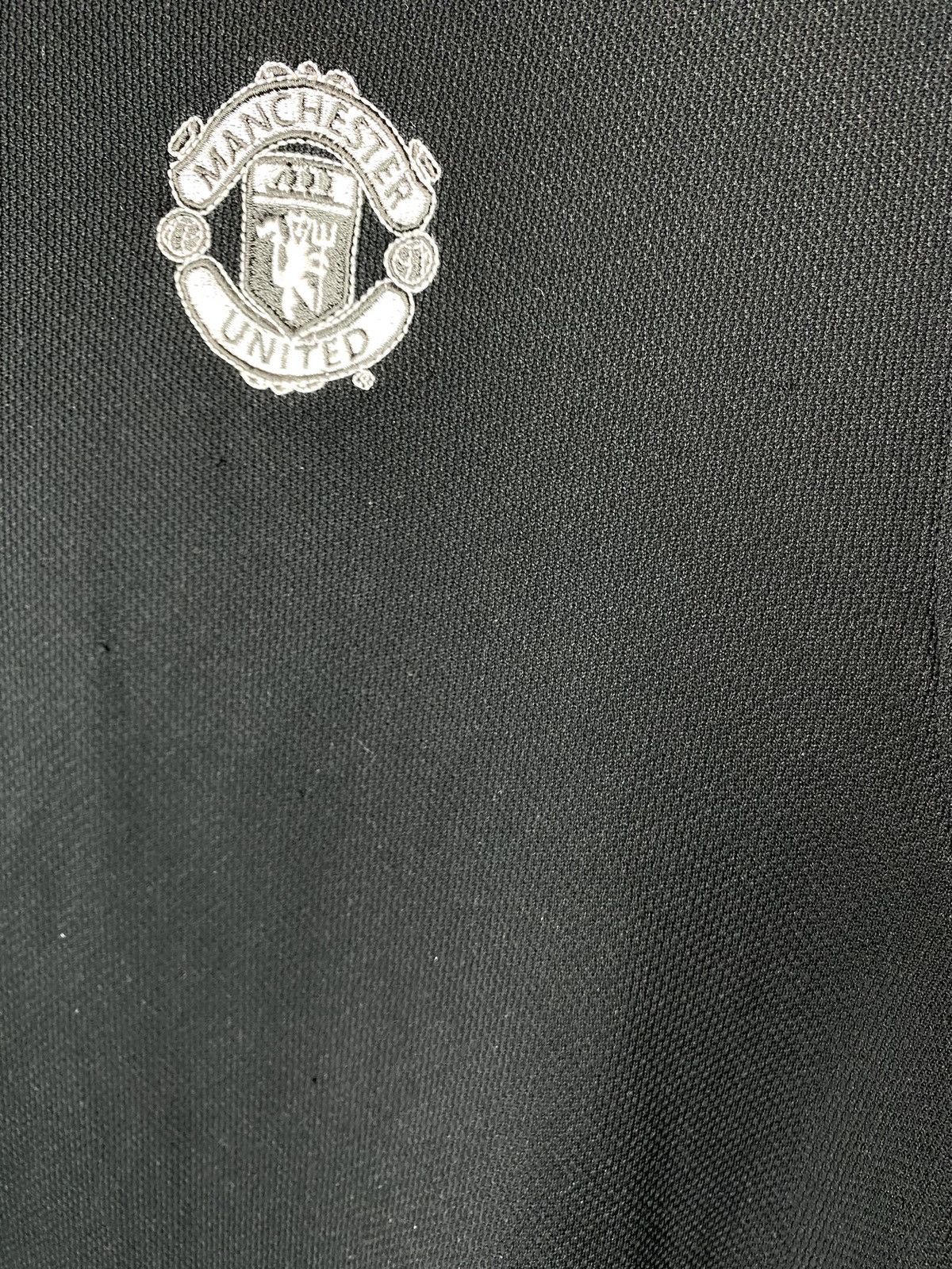 Nike Vintage Nike Manchester United Soccer Jersey Tee Size US XL / EU 56 / 4 - 9 Thumbnail