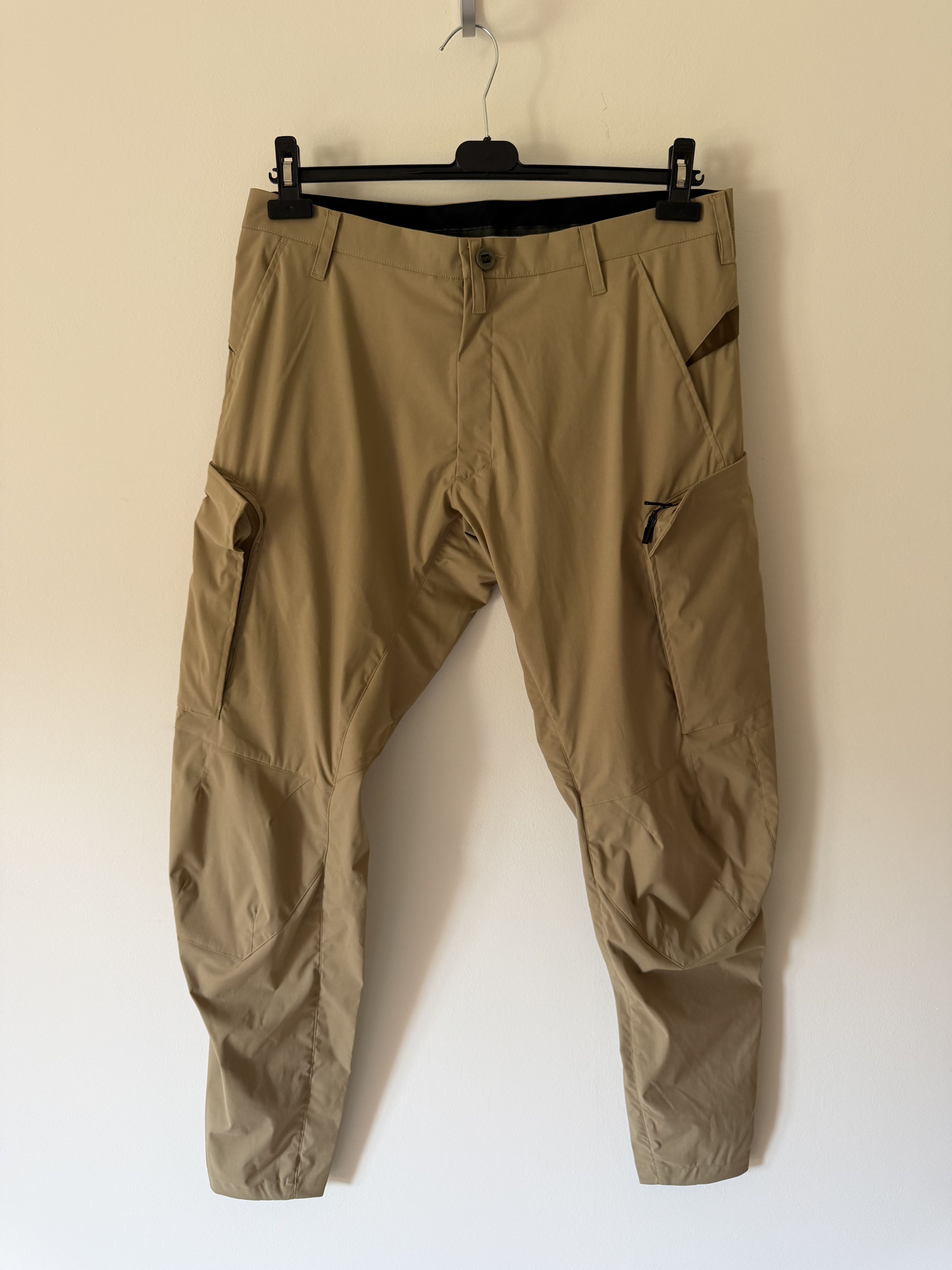 Acronym Acronym P38-E - Large | Grailed