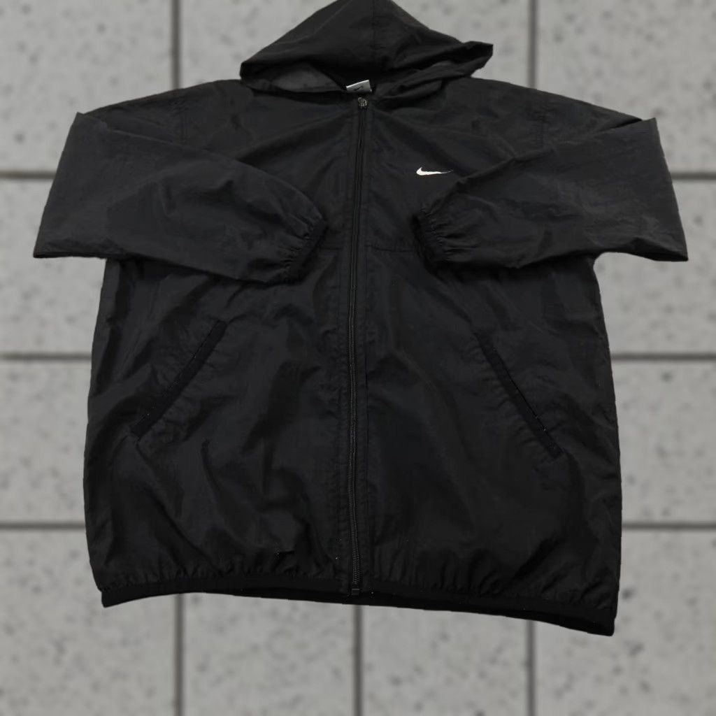 Nike VINTAGE Nike Jacket Womens L Black Hooded Windbreaker Full Zip Coat Logo 90s Y2K Mens Womens Girls Boys Size L / US 10 / IT 46 - 1 Thumbnail