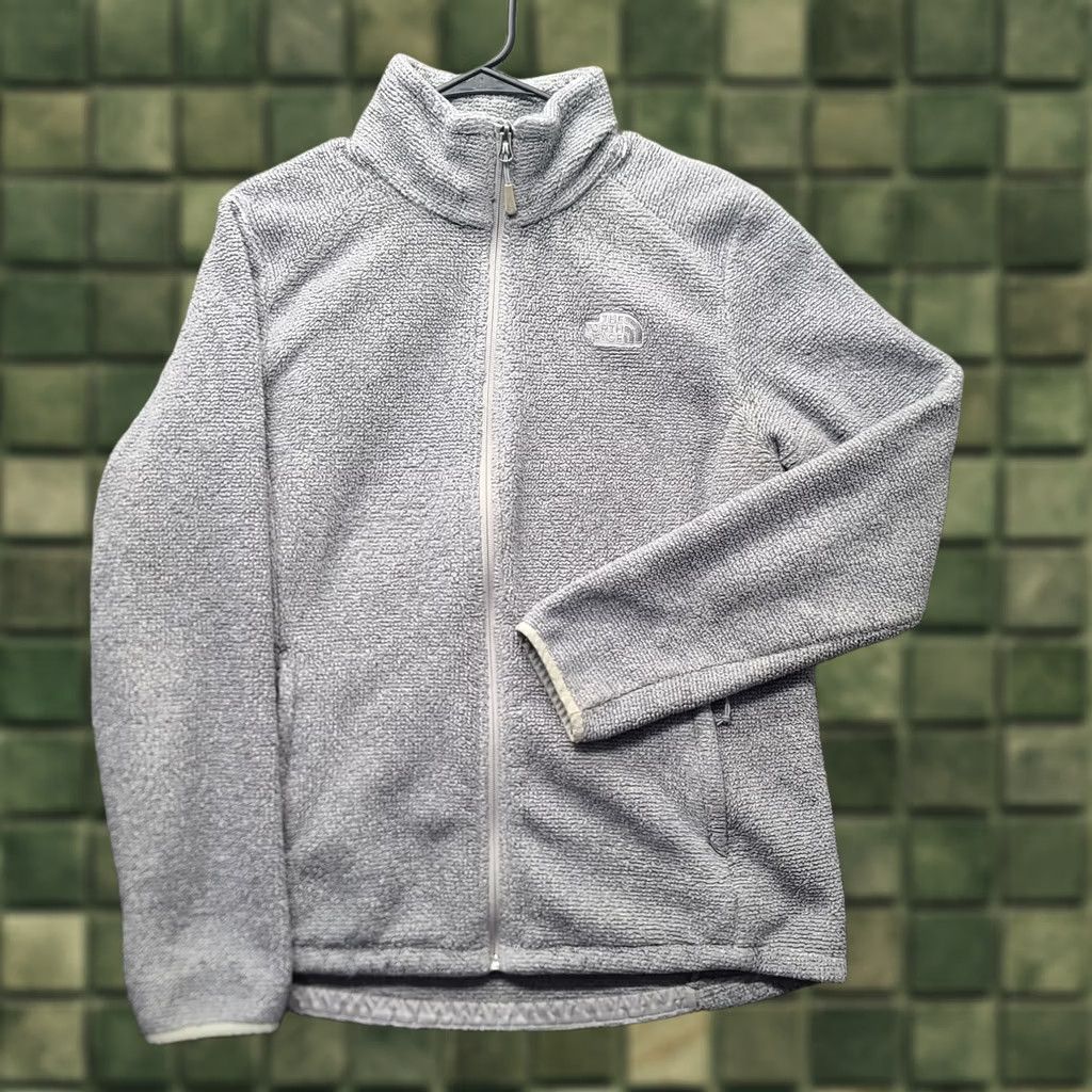 The North Face VINTAGE The North Face Campshire Jacket Women XL Gray Fleece Full Zip Relaxed Fit Wool? Size XL / US 12-14 / IT 48-50 - 1 Thumbnail
