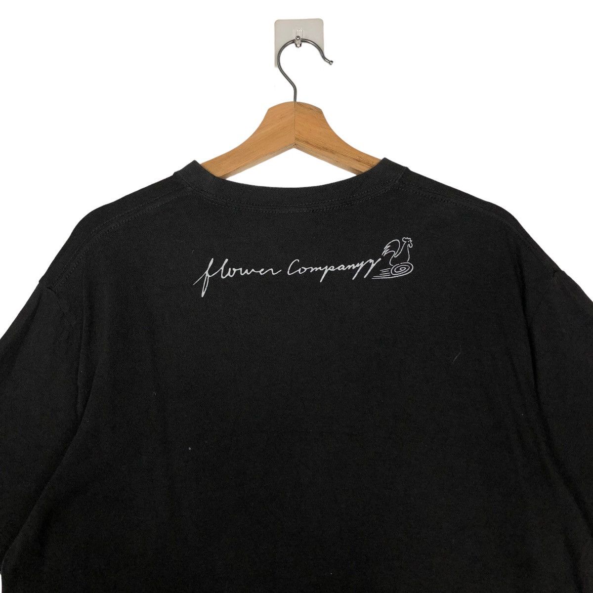 Band Tees 🔥Vtg Band Tees Big Logo Flower Company Since 1989 Size US L / EU 52-54 / 3 - 10 Thumbnail