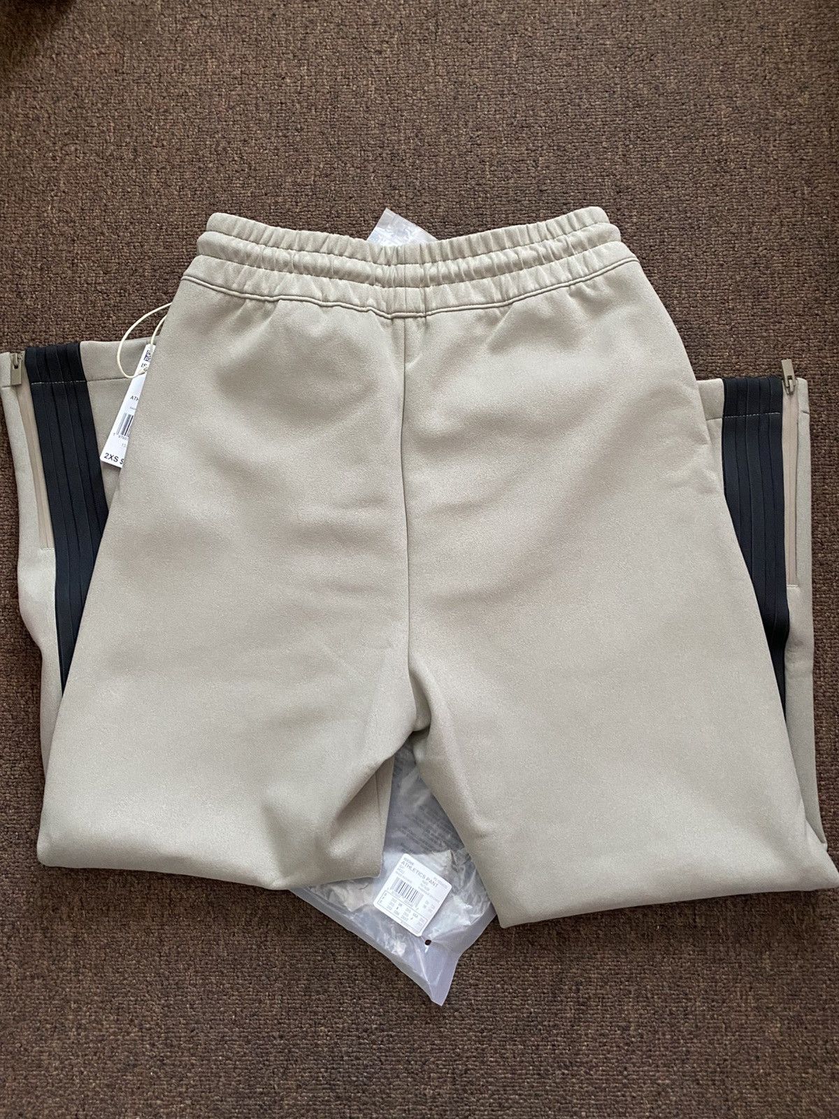 Adidas × Fear of God Fear of God Athletics Clay Relaxed Suede Fleece Pants XXS Size US 29 - 5 Thumbnail