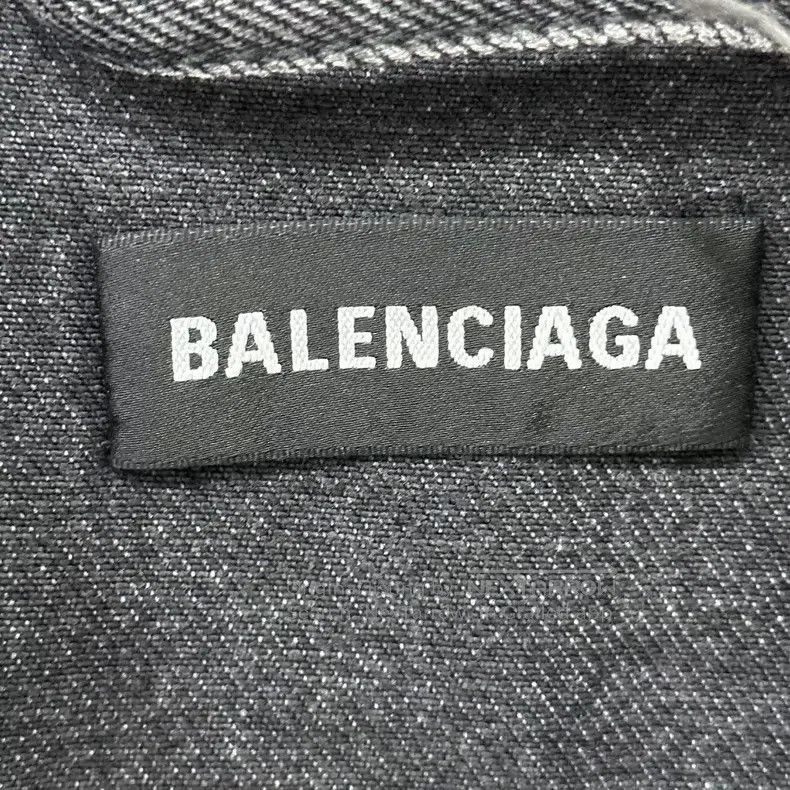 Balenciaga Balenciaga Double B Eco Logo Denim Jacket Size US M / EU 48-50 / 2 - 6 Thumbnail