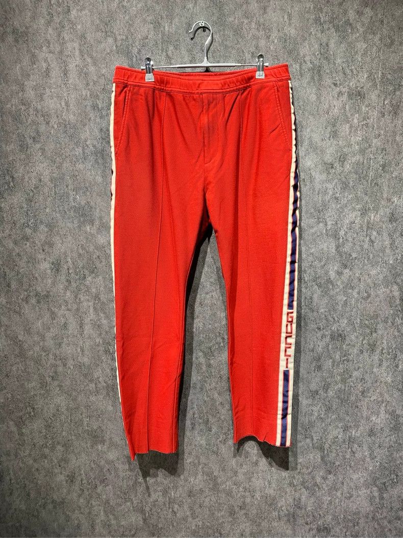 Gucci Gucci Red side logo sweatpants 2501-Nextarrow Size US 32 / EU 48 - 1 Thumbnail