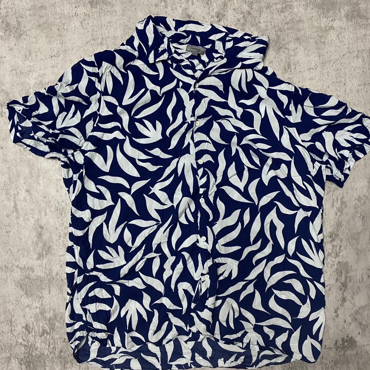Other Navy and white floral button-up shirt #floralshirt Size US XXL / EU 58 / 5 - 1 Thumbnail