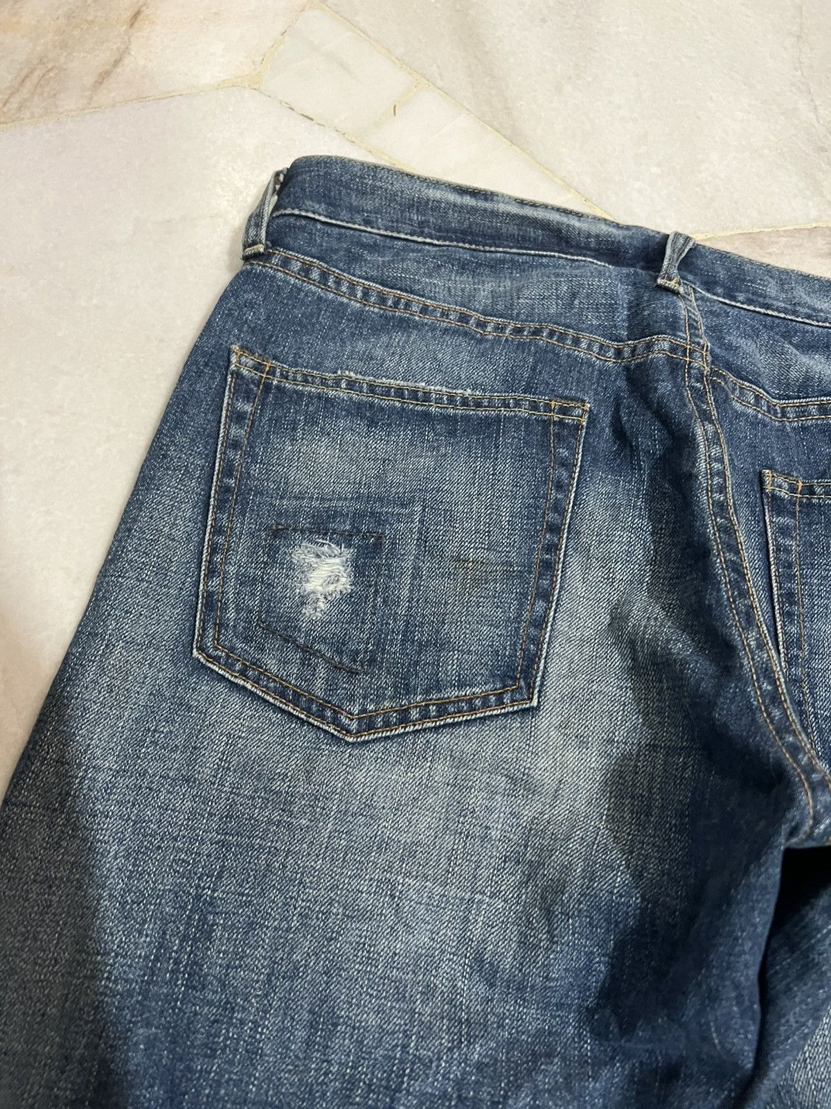 Japanese Brand 90’s BACK NUMBER 02 DISTRESSED PAINTER JEAN Size US 34 / EU 50 - 13 Thumbnail