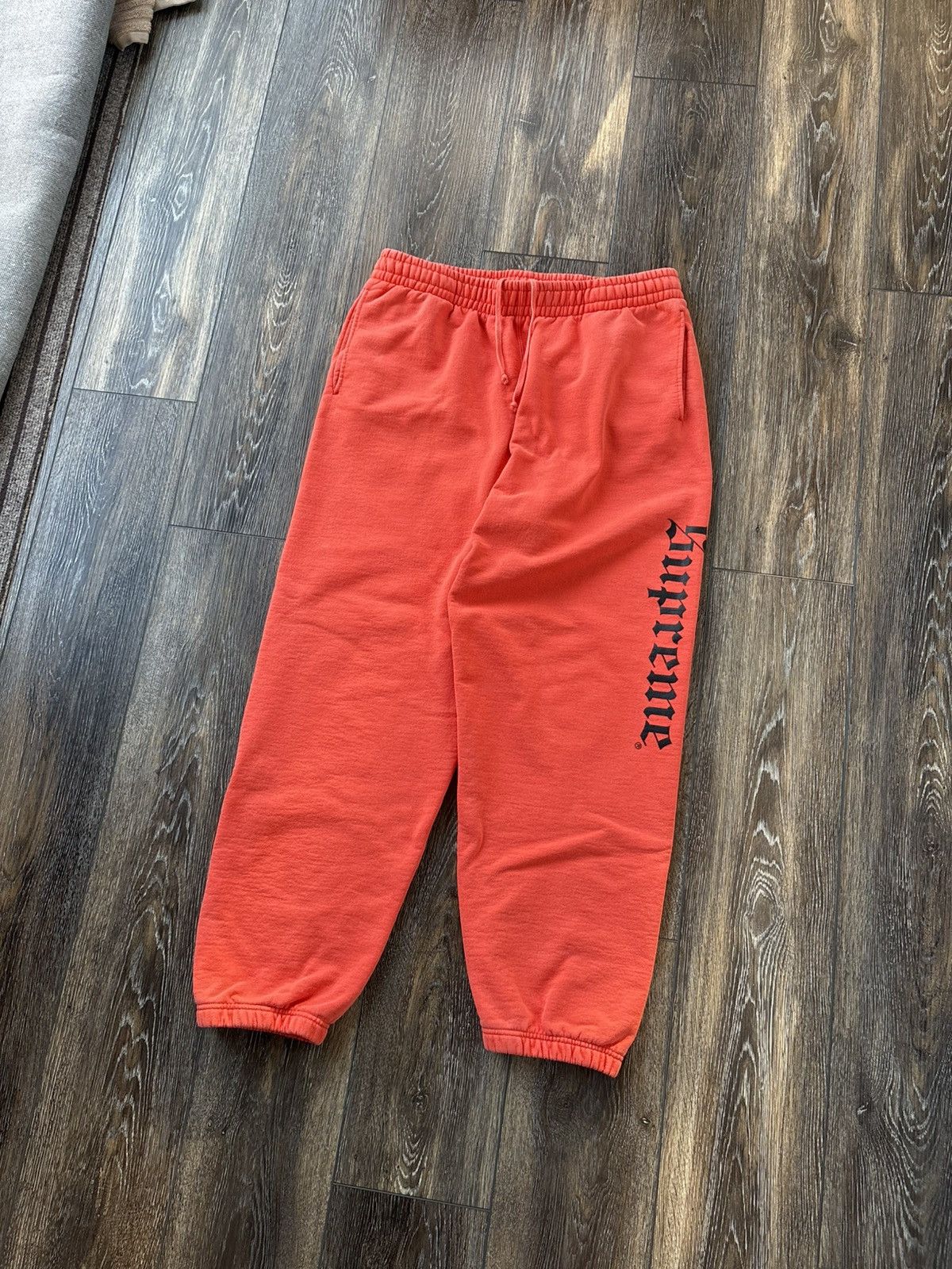 Supreme Washed Old English Sweatpants FW25 Orange