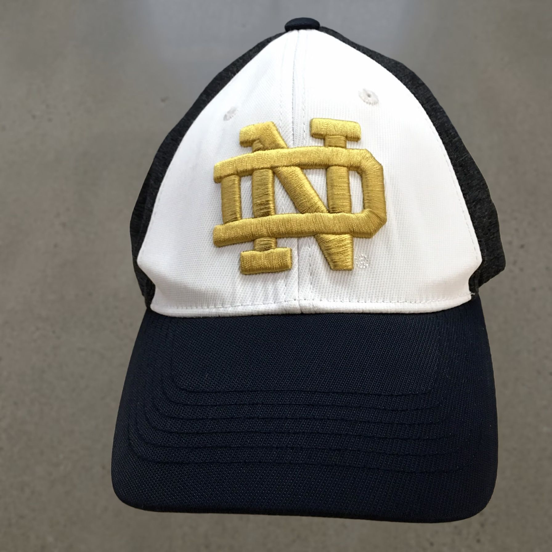 Vintage Notre Dame Fighting Irish Baseball Cap Hat Mens OS Multi Adjustable Embroidered Size ONE SIZE - 1 Thumbnail