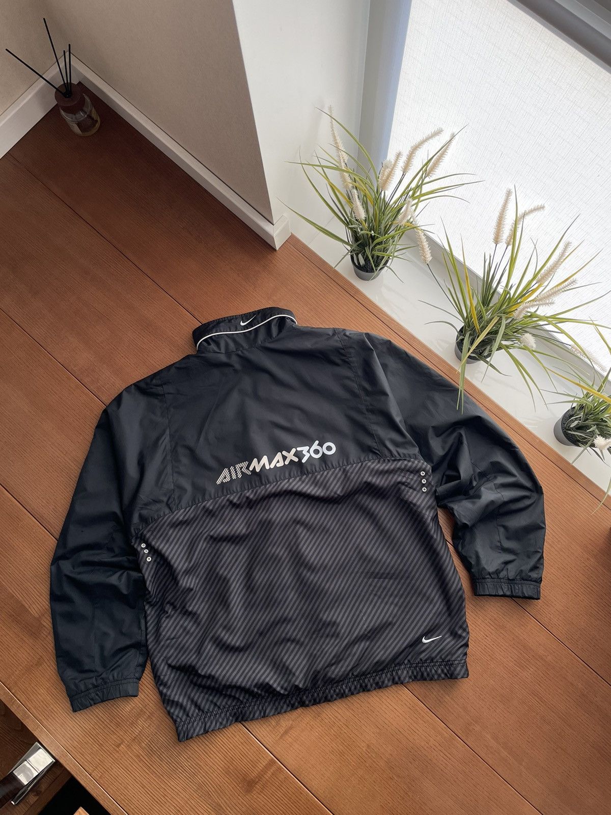 Nike × Vintage Vintage Nike Y2K AirMax 360 Logo Nylon Drill Jacket Bomber Size US L / EU 52-54 / 3 - 13 Thumbnail
