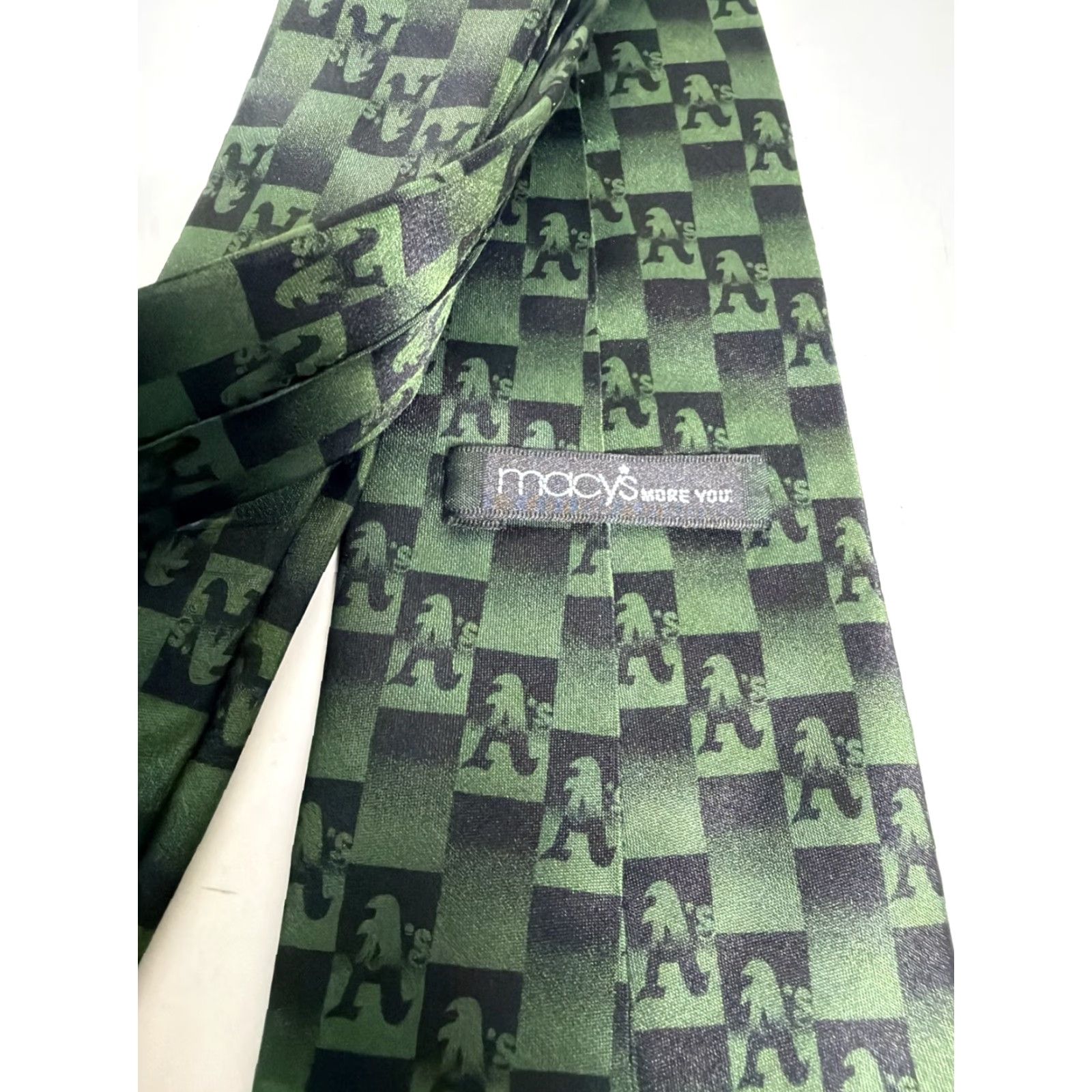 Vintage Y2K Oakland Athletics 100% Silk Neck Tie Macy's Black Green Men Tie Size ONE SIZE - 7 Thumbnail