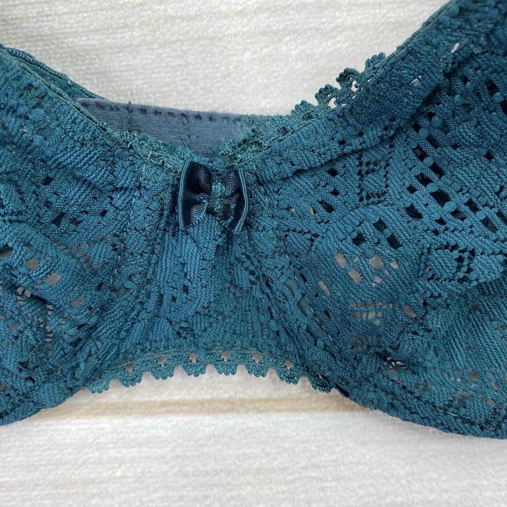 Vintage VINTAGE Maidenform Bra 34B Lace Arabesque Green Underwire USA Union Made Bow Shirt Womens Size ONE SIZE - 2 Thumbnail