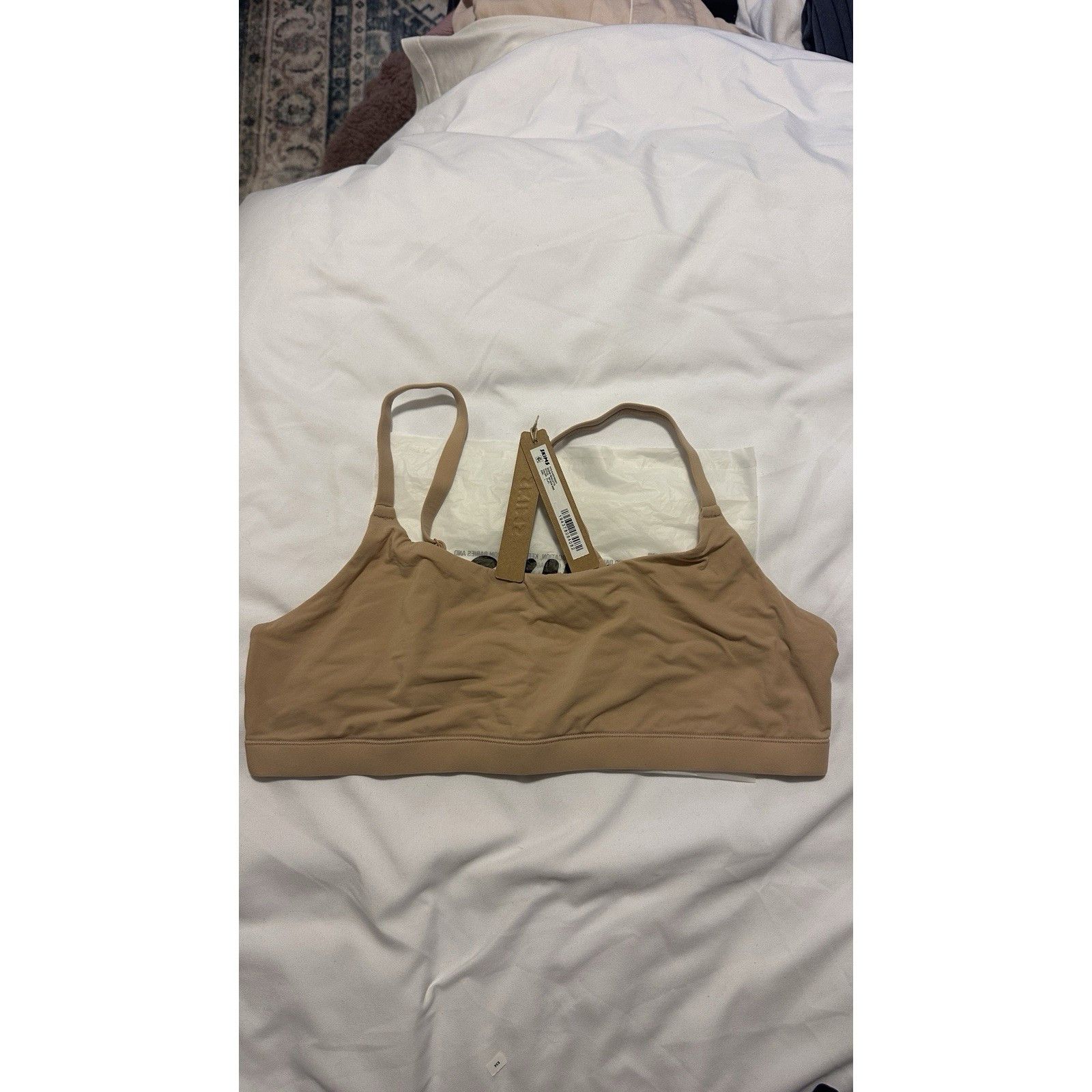SKIMS NWT SKIMS FITS EVERYBODY SCOOP BRALETTE Size ONE SIZE - 1 Thumbnail