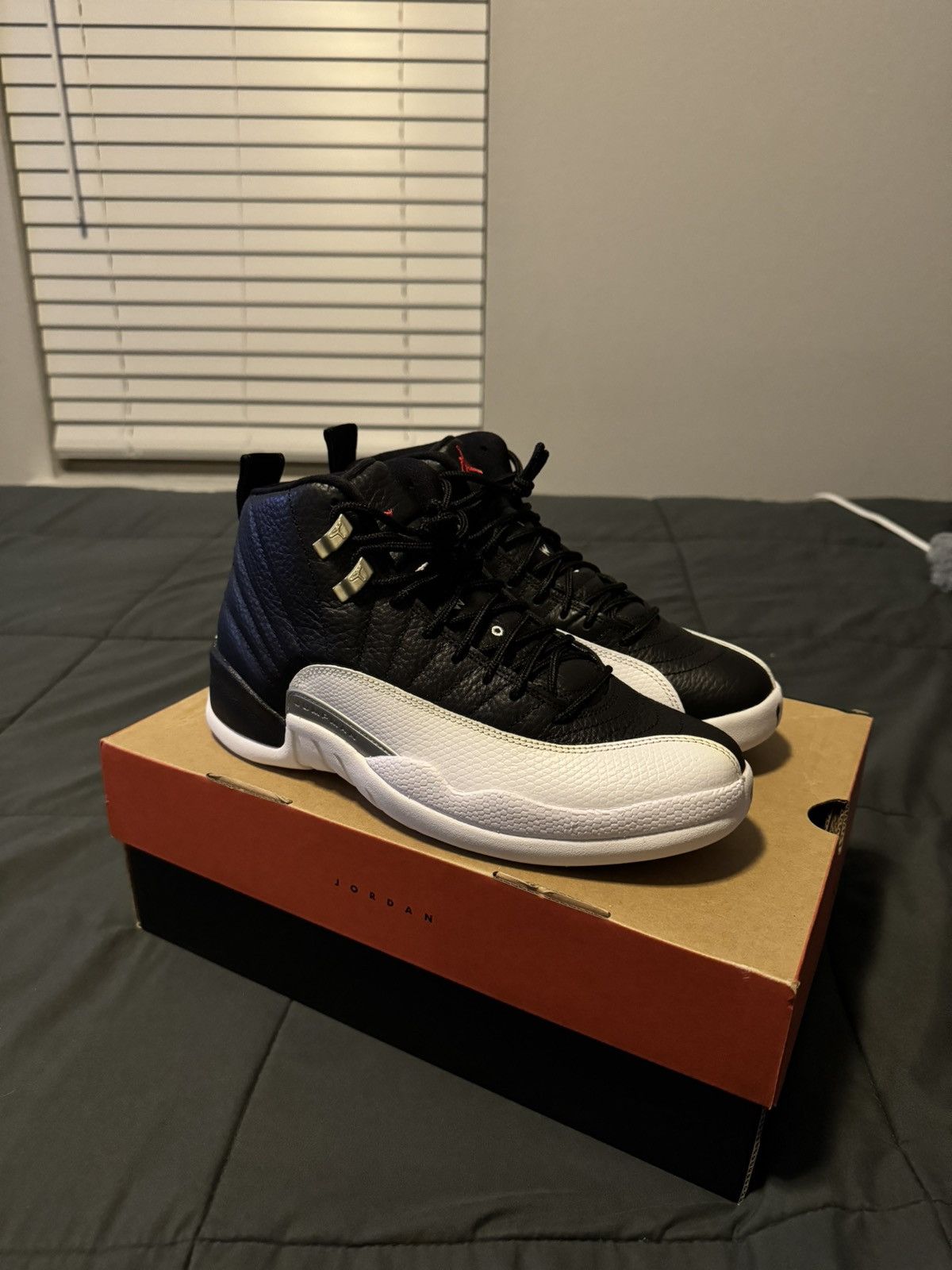 Jordan Brand Jordan 12 “Playoff” Size US 7.5 / EU 40-41 - 3 Thumbnail