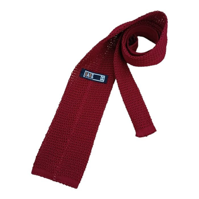daks tie