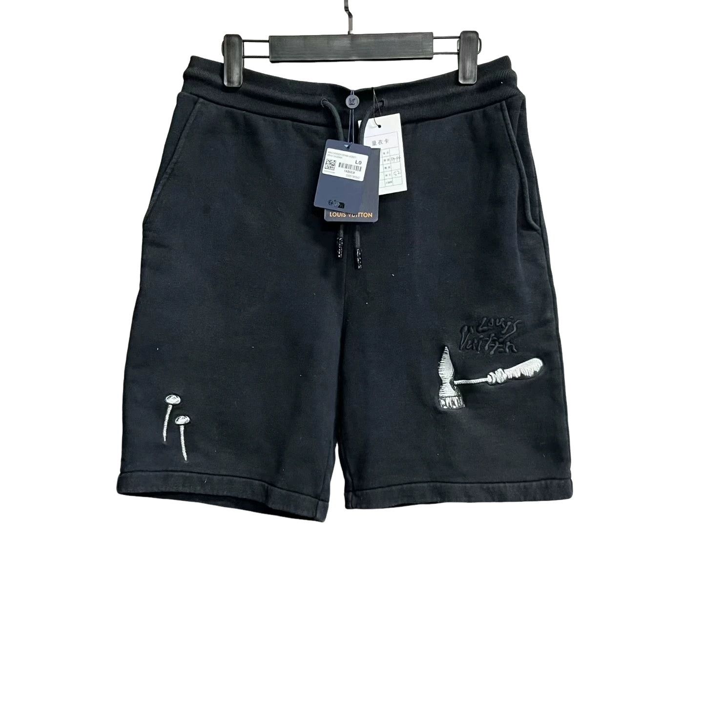Louis Vuitton Louis Vuitton Embroidered Tool Print Shorts Size L Size US 34 / EU 50 - 1 Thumbnail
