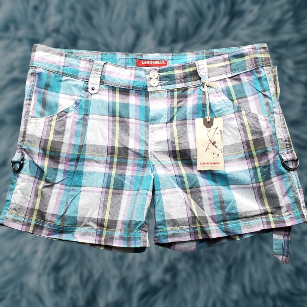 Vintage UNIONBAY Women Shorts 17 Multi Plaid Roll Tab Ankle 2-Button Fly Pockets Size 38" / US 16 / IT 52 - 1 Thumbnail