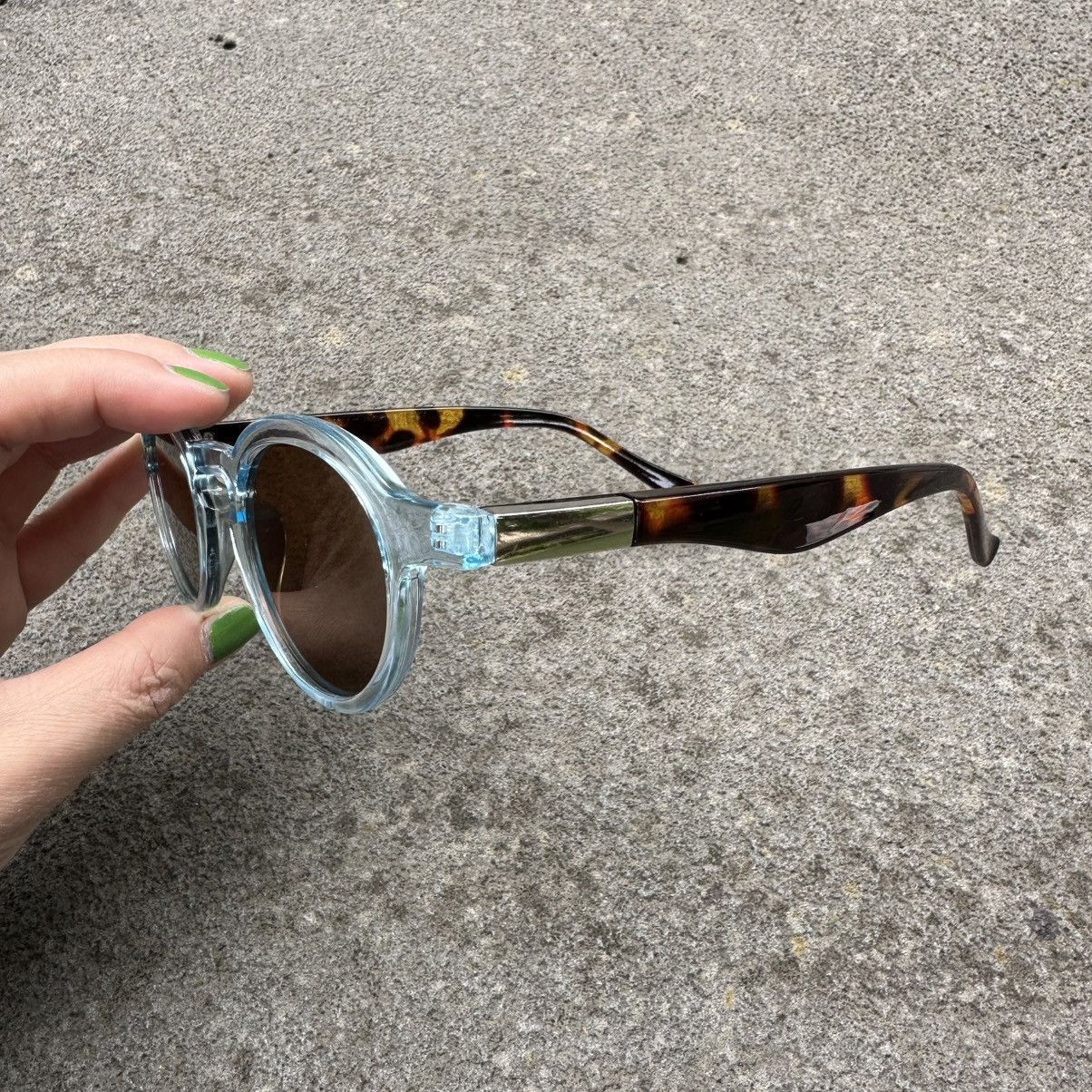 Other Y2K Unisex Sunglasses Retro Fashion Shades QB8813-01 Size ONE SIZE - 2 Thumbnail