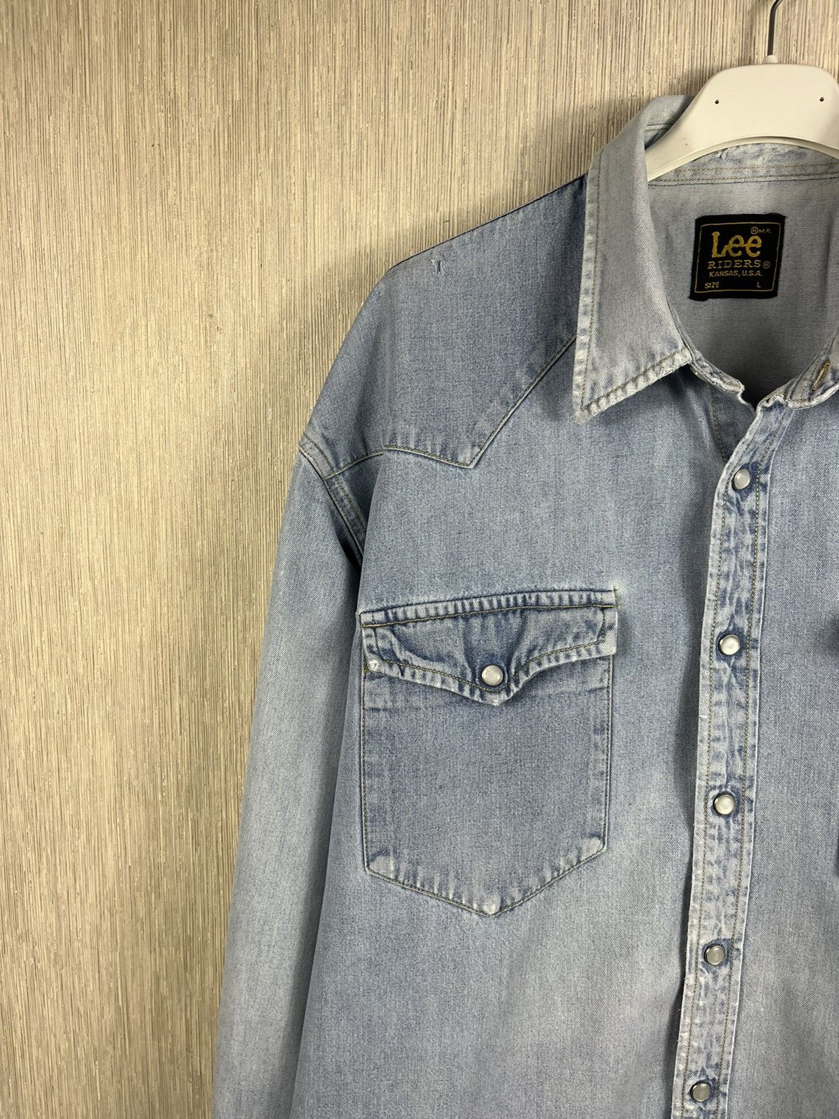 Lee × Vintage Vintage Lee Riders distressed denim thrashed cowboy shirt Size US L / EU 52-54 / 3 - 4 Thumbnail