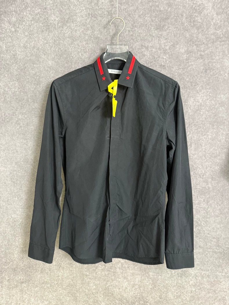 Givenchy Givenchy Black shirt Size US M / EU 48-50 / 2 - 1 Thumbnail