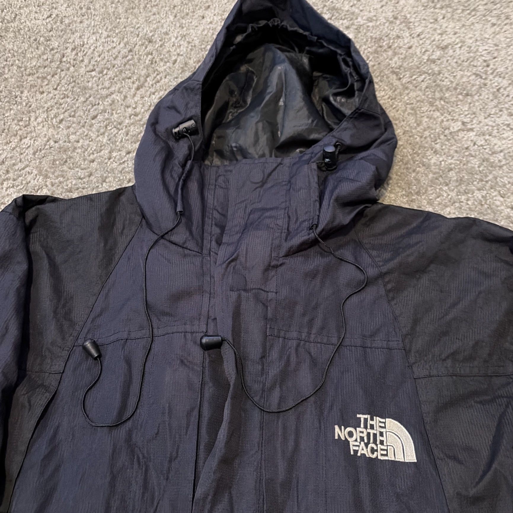 The North Face VINTAGE The North Face Summit Series Jacket Mens Regular Large Black Goretex XCR Water Resistant Zip BROKEN ZIPPER Size US L / EU 52-54 / 3 - 3 Thumbnail