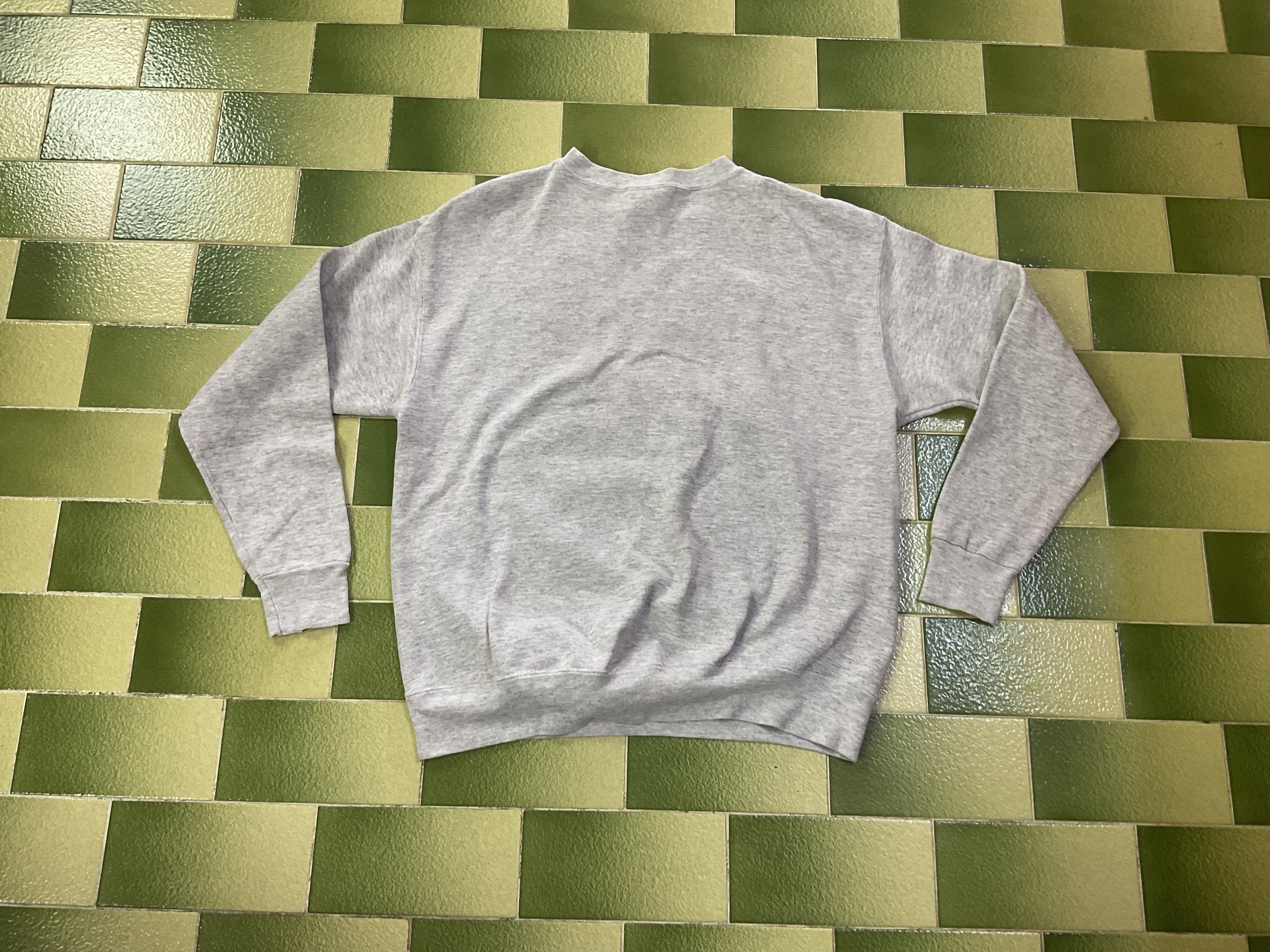 Cartoon Network Vintage Distressed 90s Taz Tasmanian Devil Sweatshirt Size US L / EU 52-54 / 3 - 3 Thumbnail