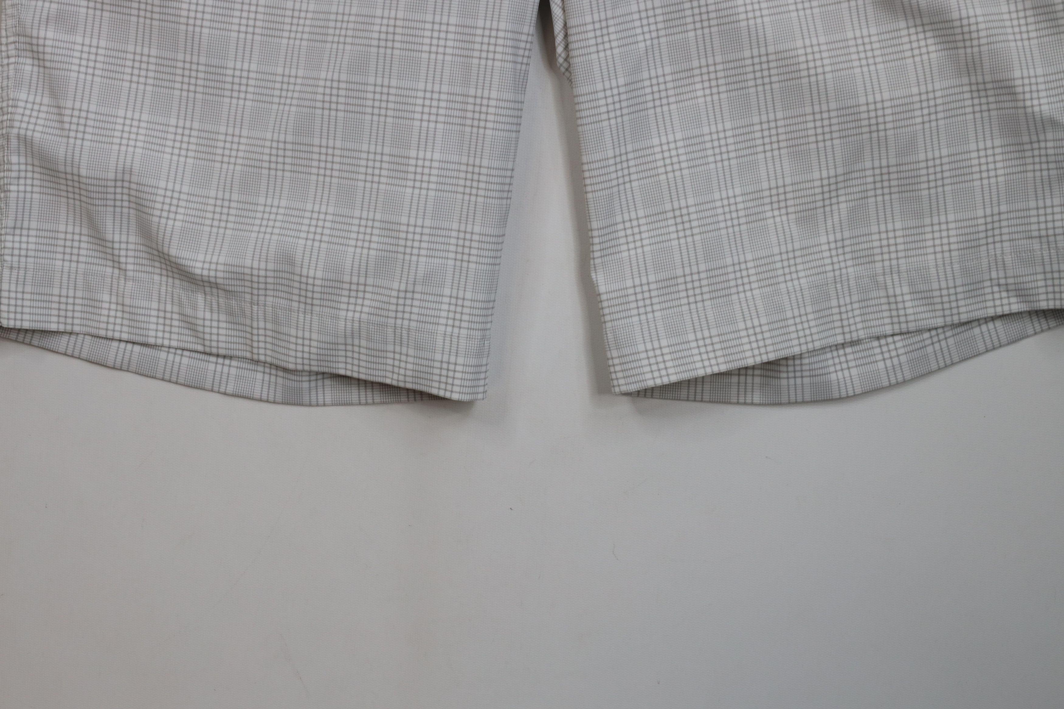 Nike × Vintage Nike Golf Front Tech Golfing Golf Chino Shorts Gray Plaid Size US 30 / EU 46 - 4 Thumbnail