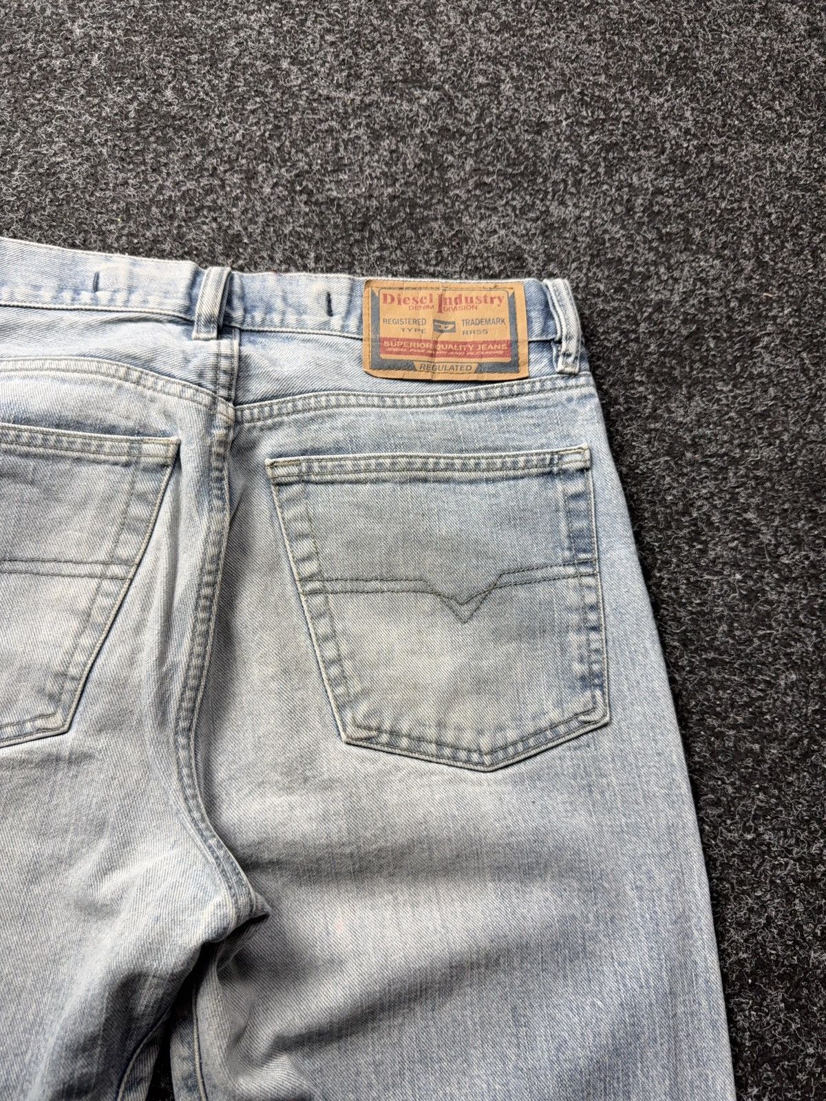 Diesel Vintage Retro Diesel Industry Jeans Made in Italy Light Wash Size US 31 - 16 Thumbnail